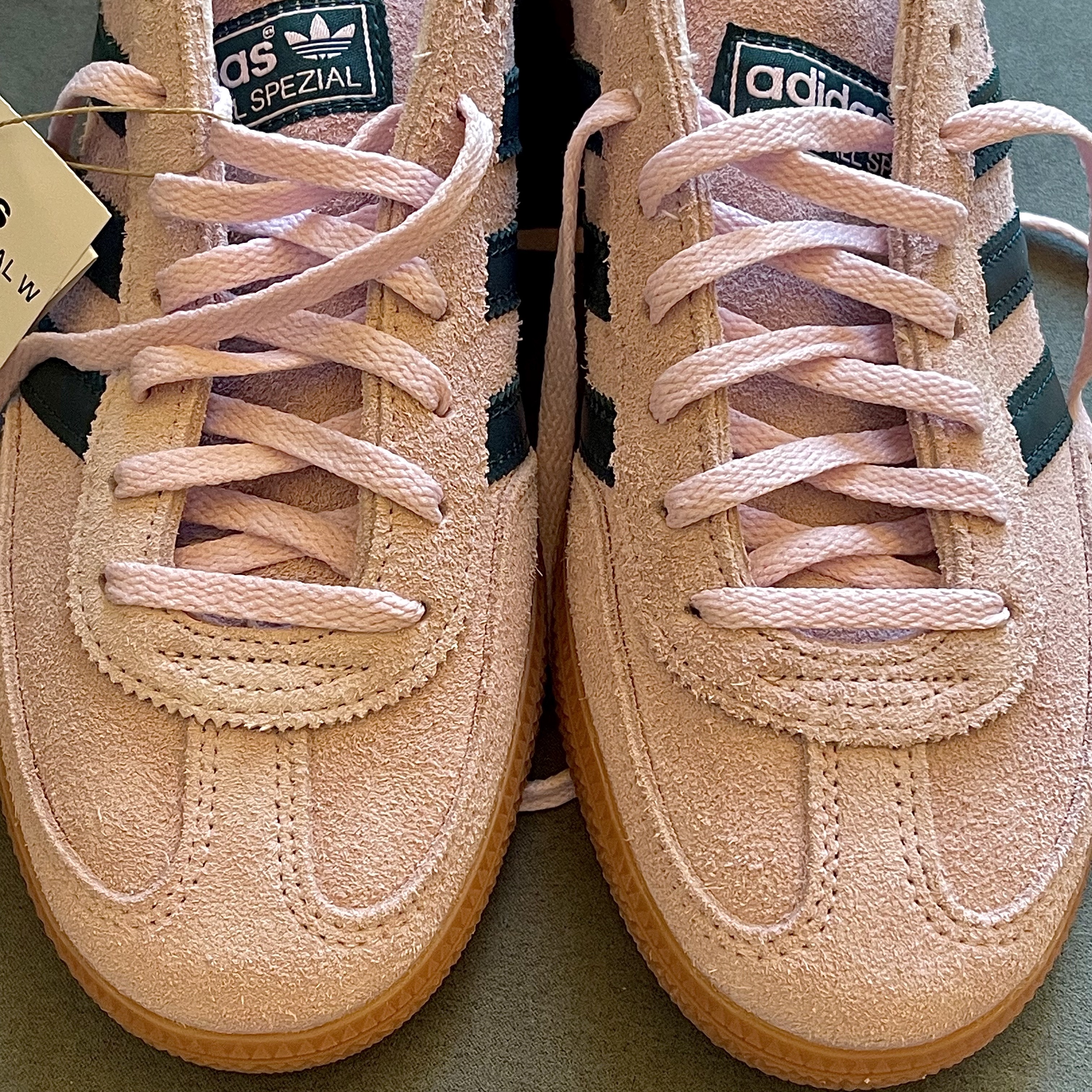 (W) Adidas Spezial Handball Clear Pink 착용 스타일