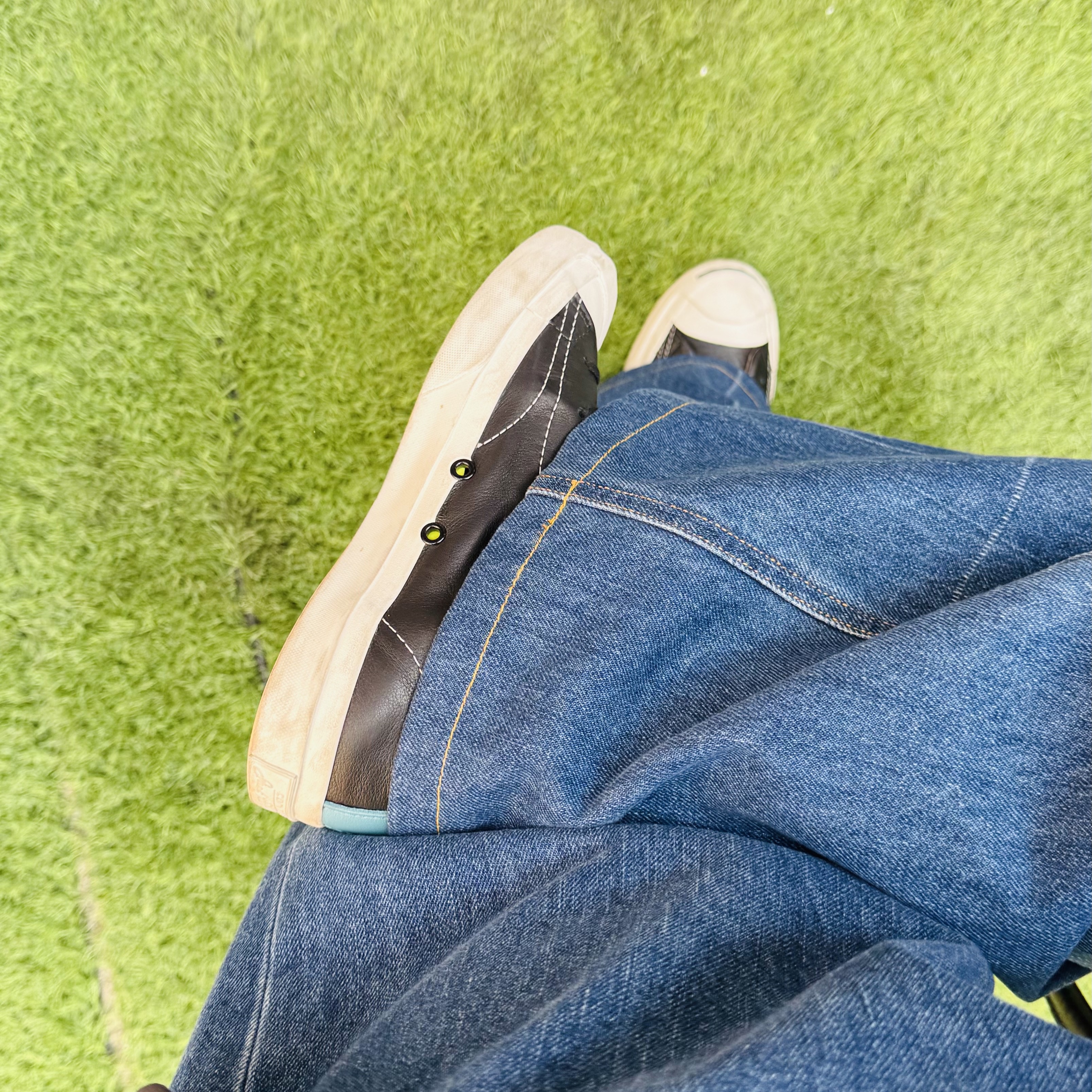 Converse Jack Purcell OX Seasonal Leather Black 착용 스타일 - 2