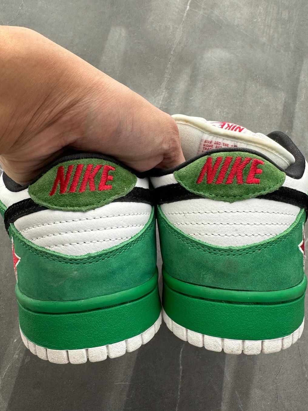 Nike SB Dunk Low Heineken 착용 스타일 - 3
