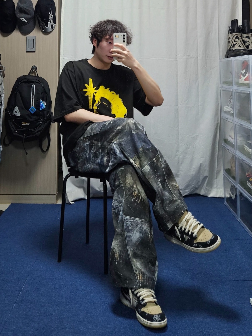 Undermycar House of Doris Graphic T-Shirt Black - 23SS, Nike x Travis Scott SB Dunk Low 착용 스타일 - 2