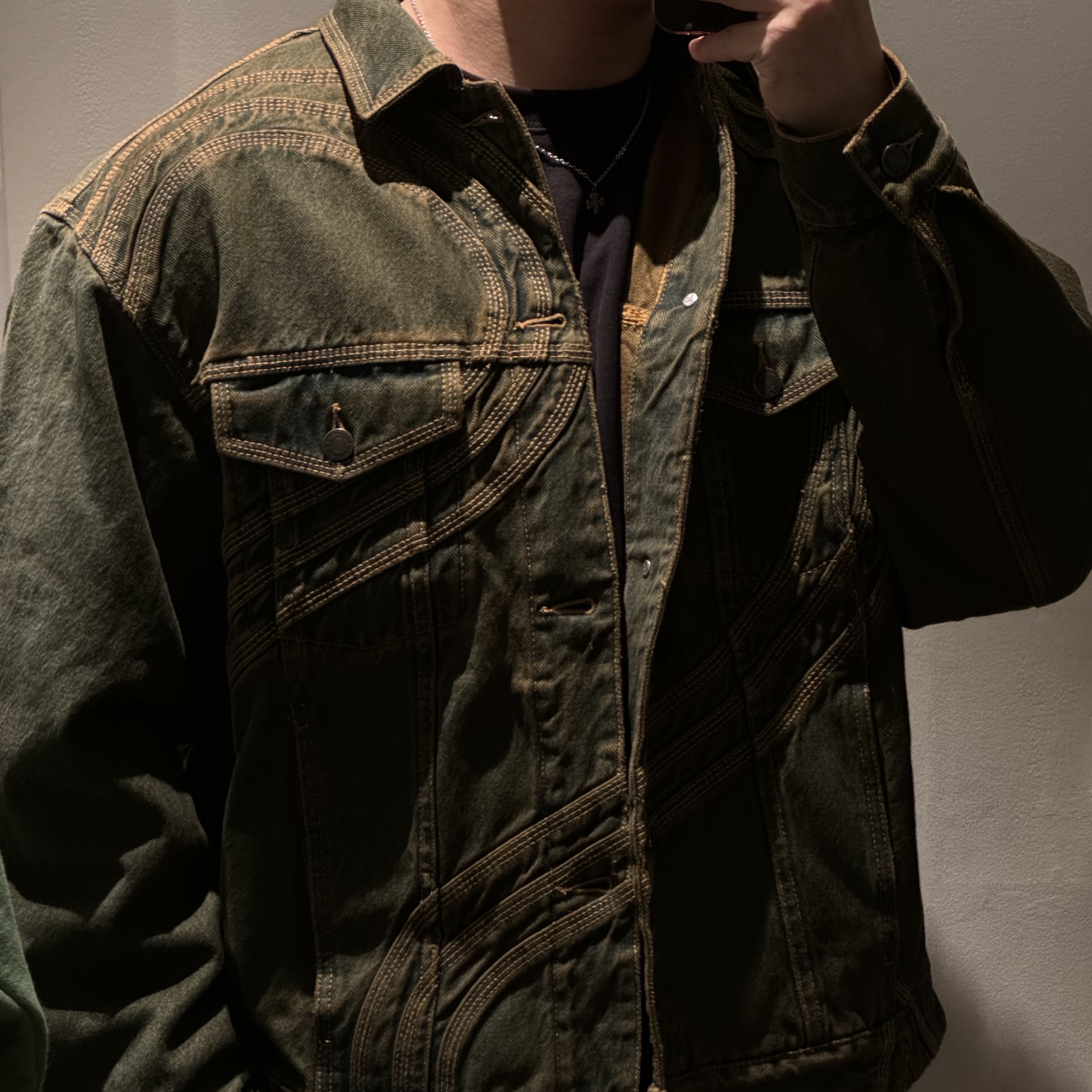 Supreme S Logo Denim Trucker Jacket Dirty - 24SS 착용 스타일 - 1