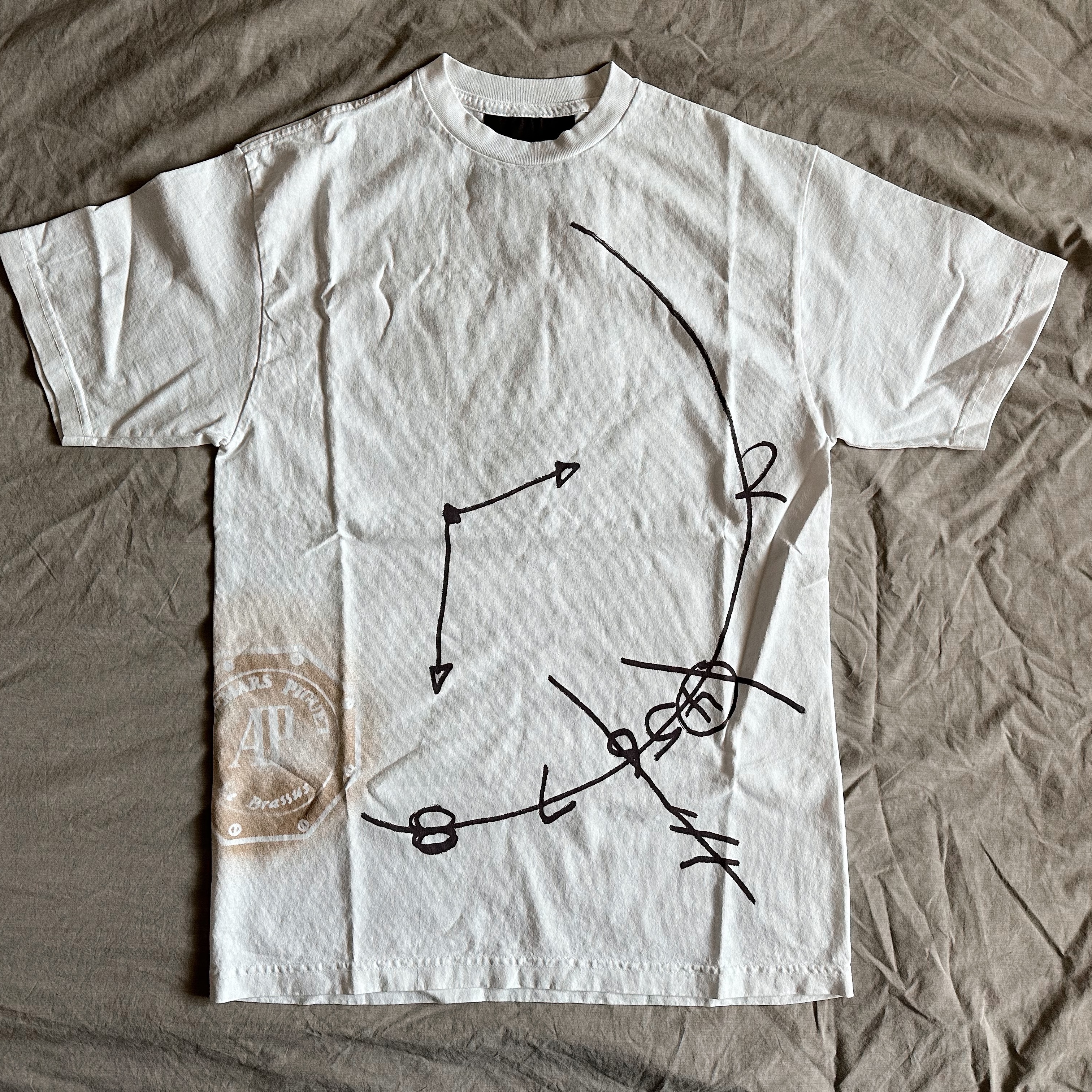 Travis Scott Cactus Jack x Audemars Piguet Time Zones T-Shirt White 착용 스타일 - 2
