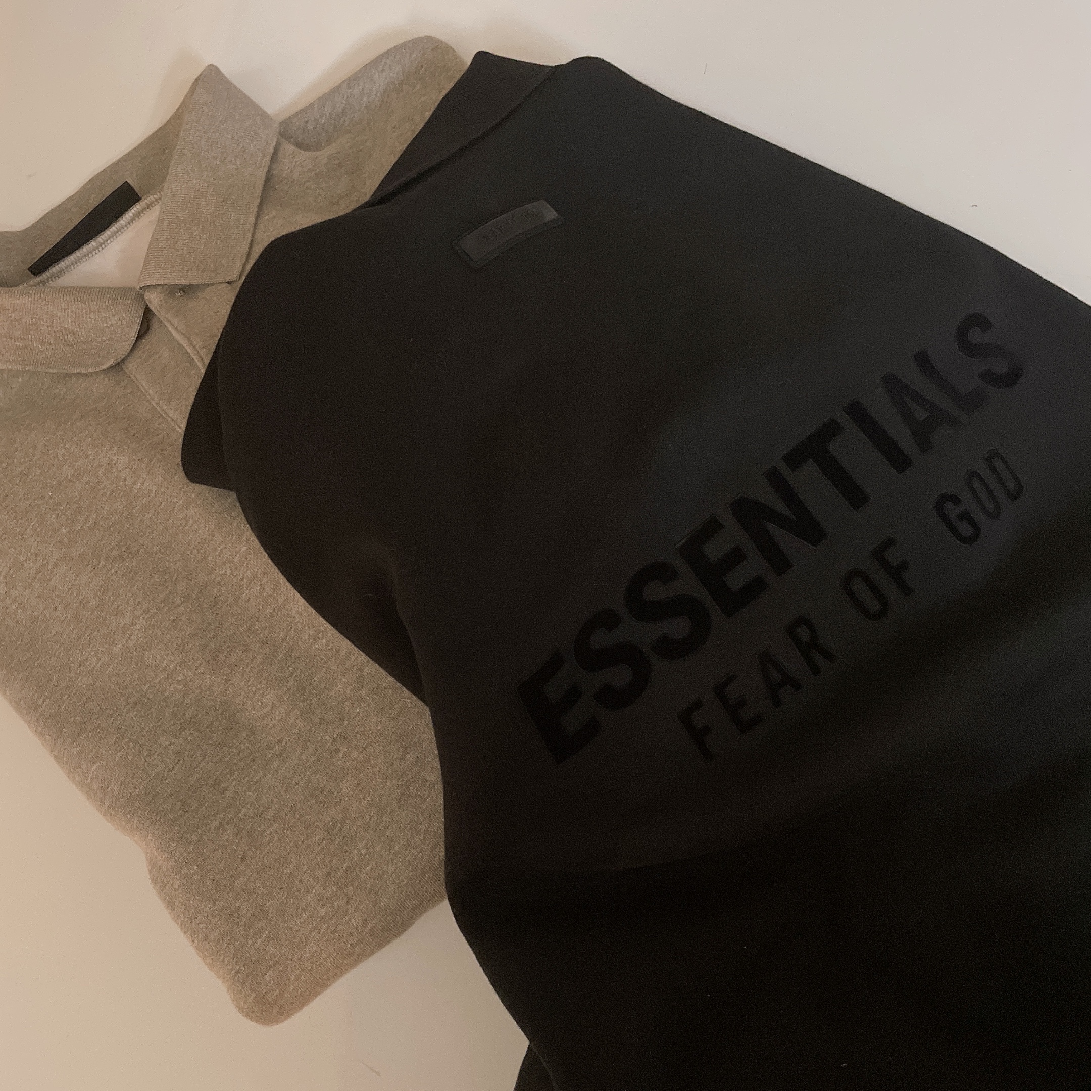 Essentials Long Sleeve Polo Jet Black - 24SS 착용 스타일