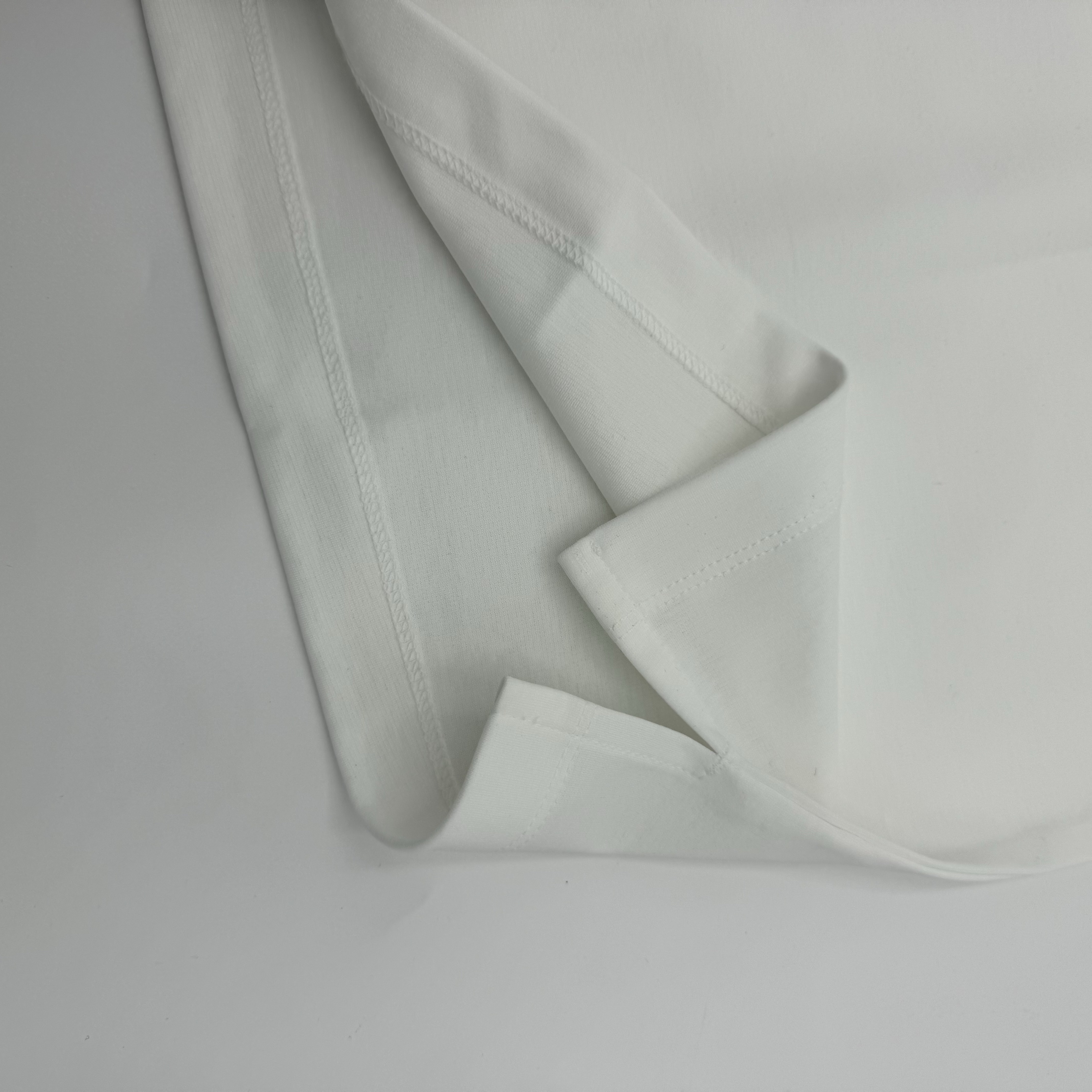 Wooyoungmi Seoul Front Logo T-Shirt White - 24SS 착용 스타일 - 4