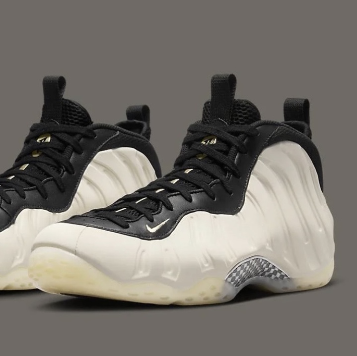Nike Air Foamposite One White and Black 착용 스타일 - 1