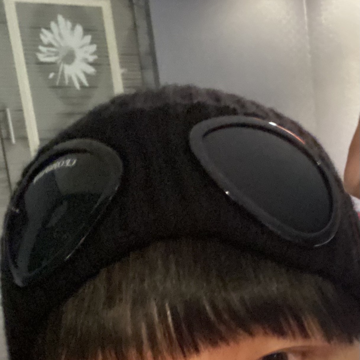 C.P. Company Extra Fine Merino Wool Goggle Beanie Black 착용 스타일