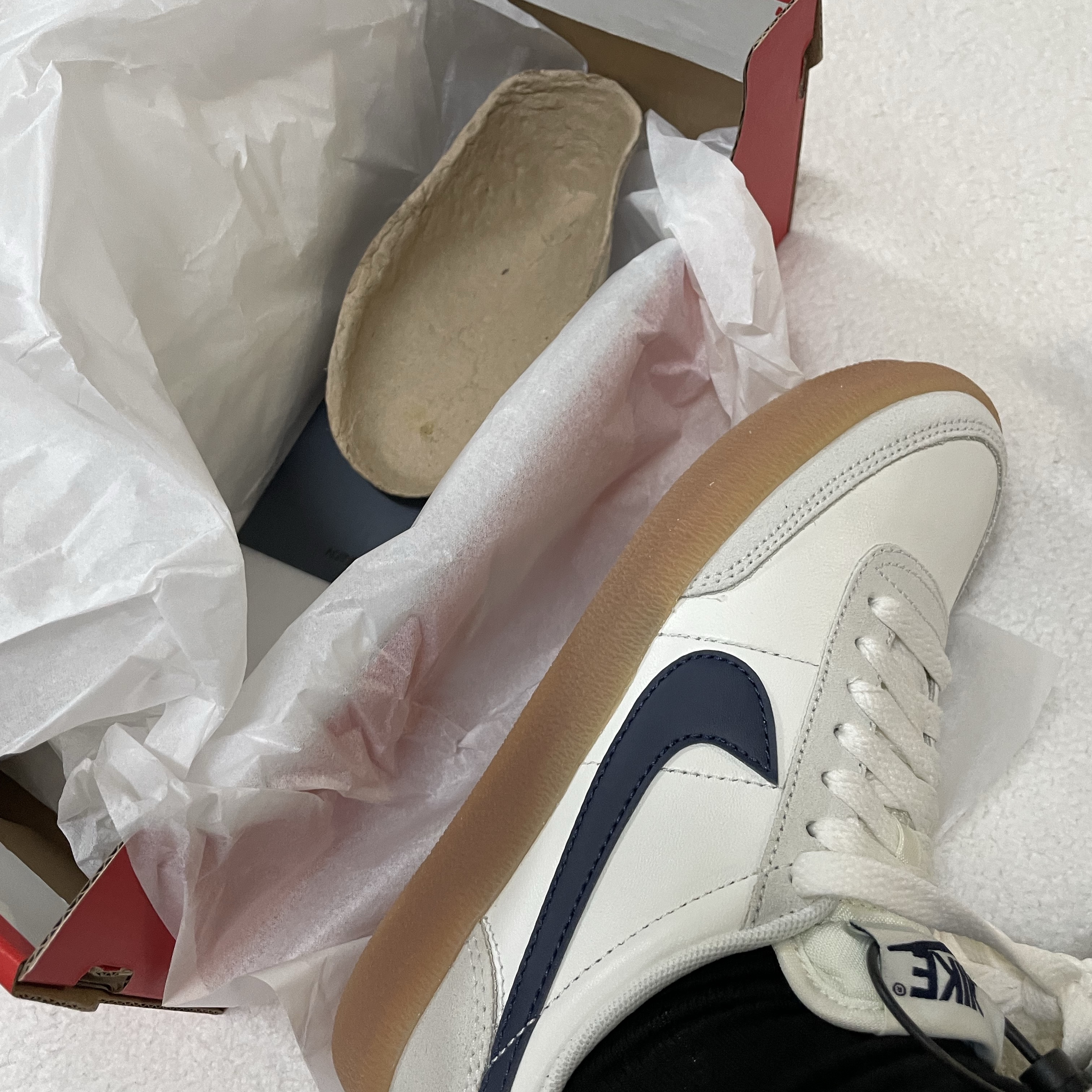 (W) Nike Killshot 2 Sail Midnight Navy 착용 스타일
