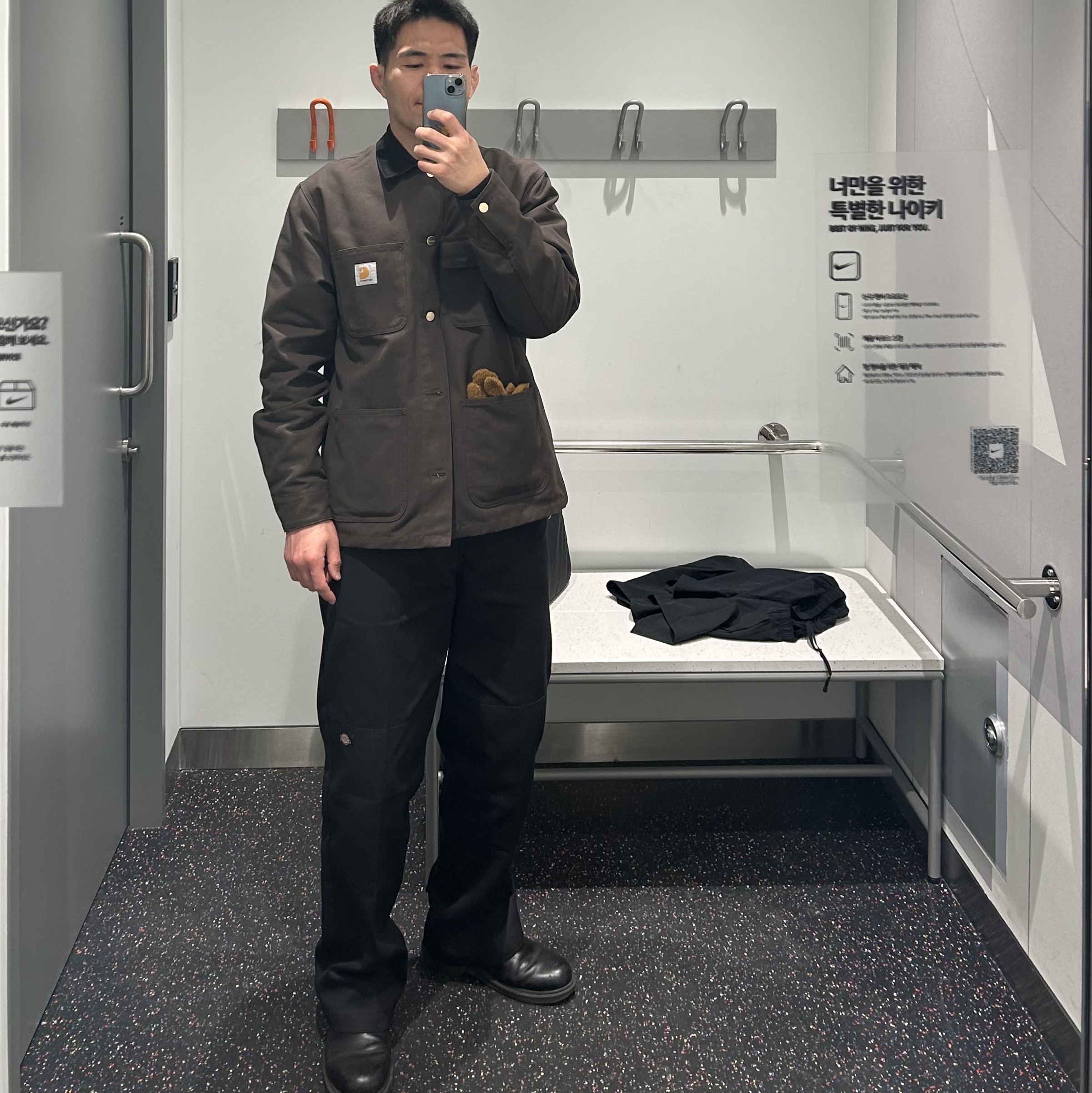 Carhartt WIP Unlined Dearborn Canvas Michigan Chore Coat Tobacco Black Rigid - Spring, Dickies Loose Fit Double Knee Work Pants Black 착용 스타일