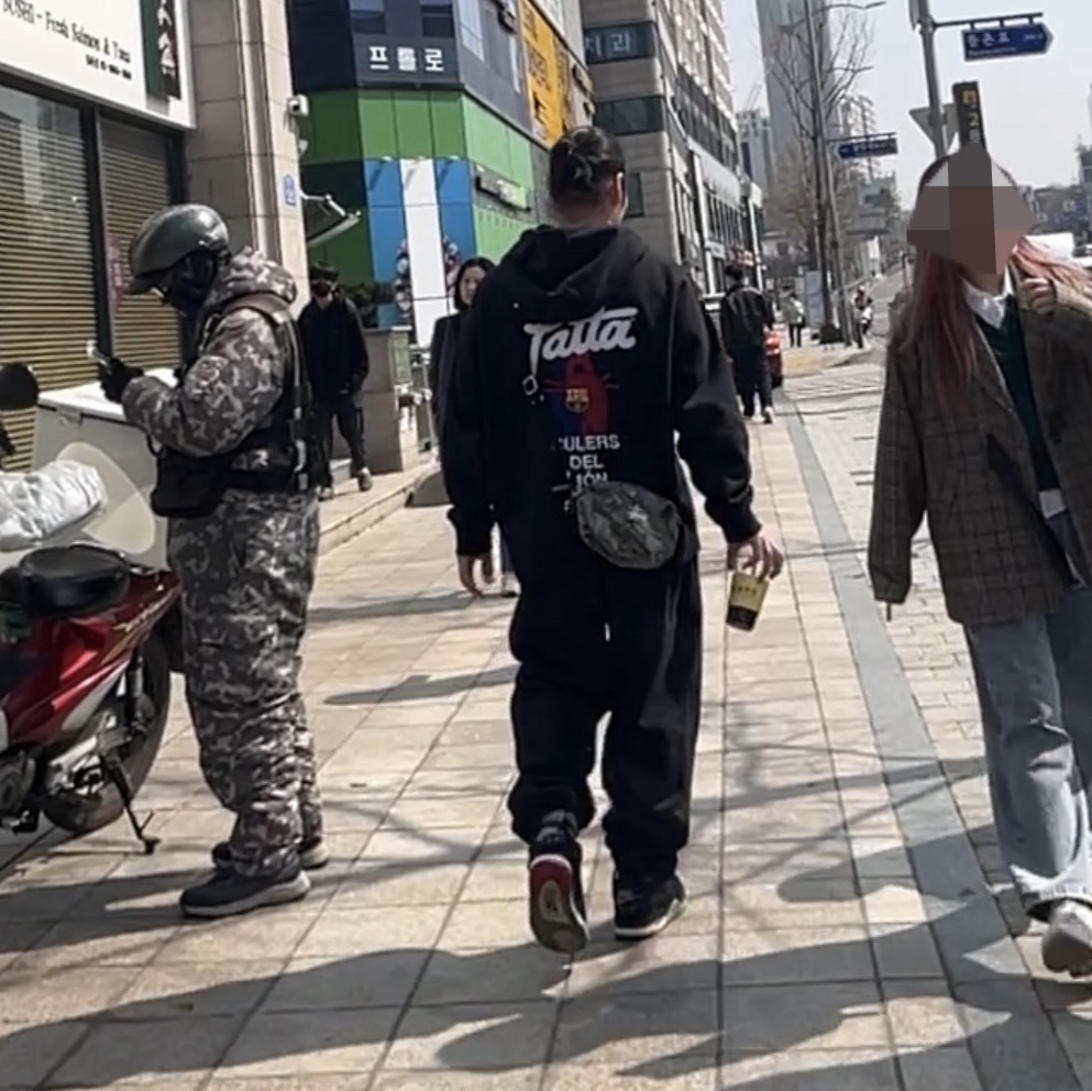 Jordan 4 Retro Bred 2019, Nike x Stussy Washed Fleece Pants Black (FN5235-010) 착용 스타일