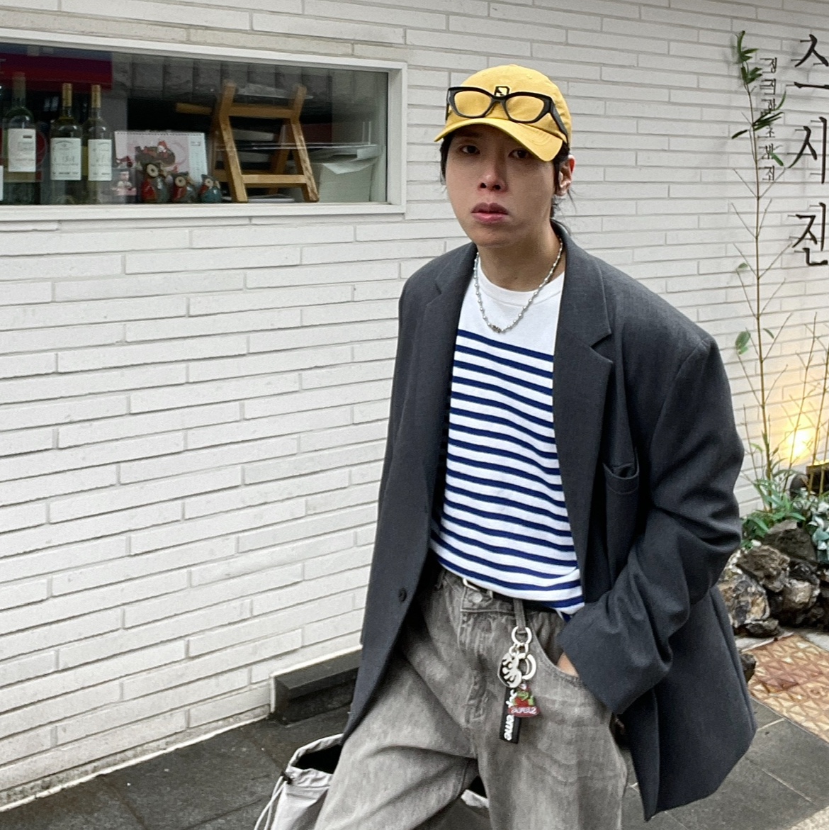 Nike x Stussy Air Penny II Rattan and Limestone, Supreme Webbing Keychain Black - 23SS 착용 스타일 - 5