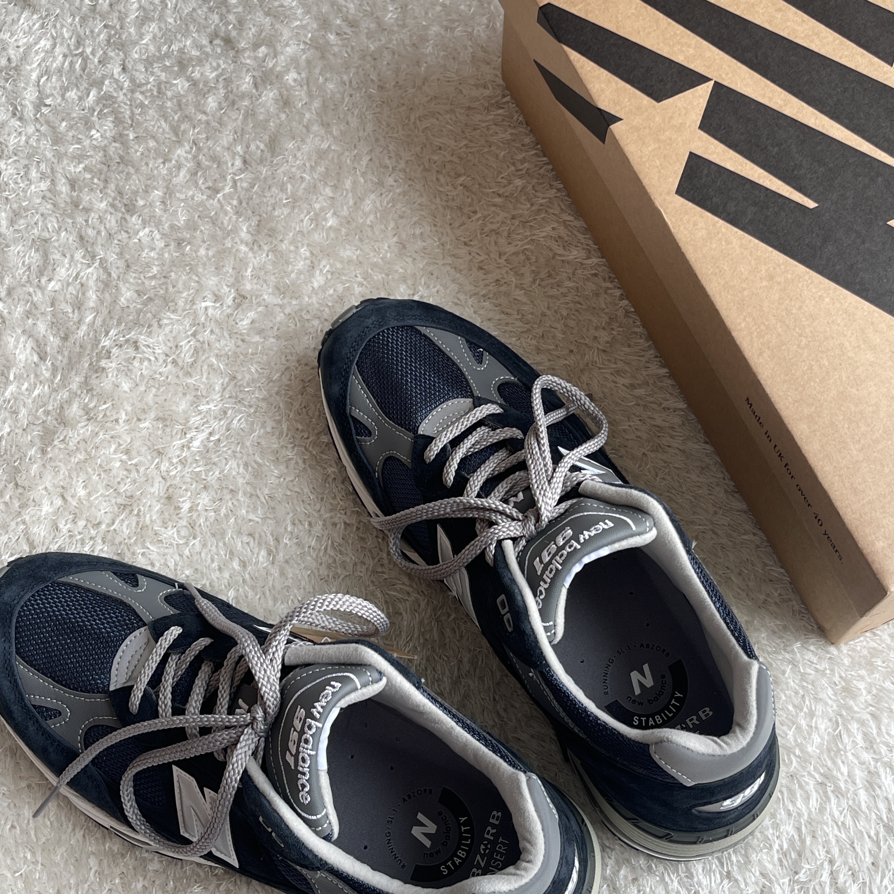 New Balance 991 Made in UK Navy 착용 스타일 - 2