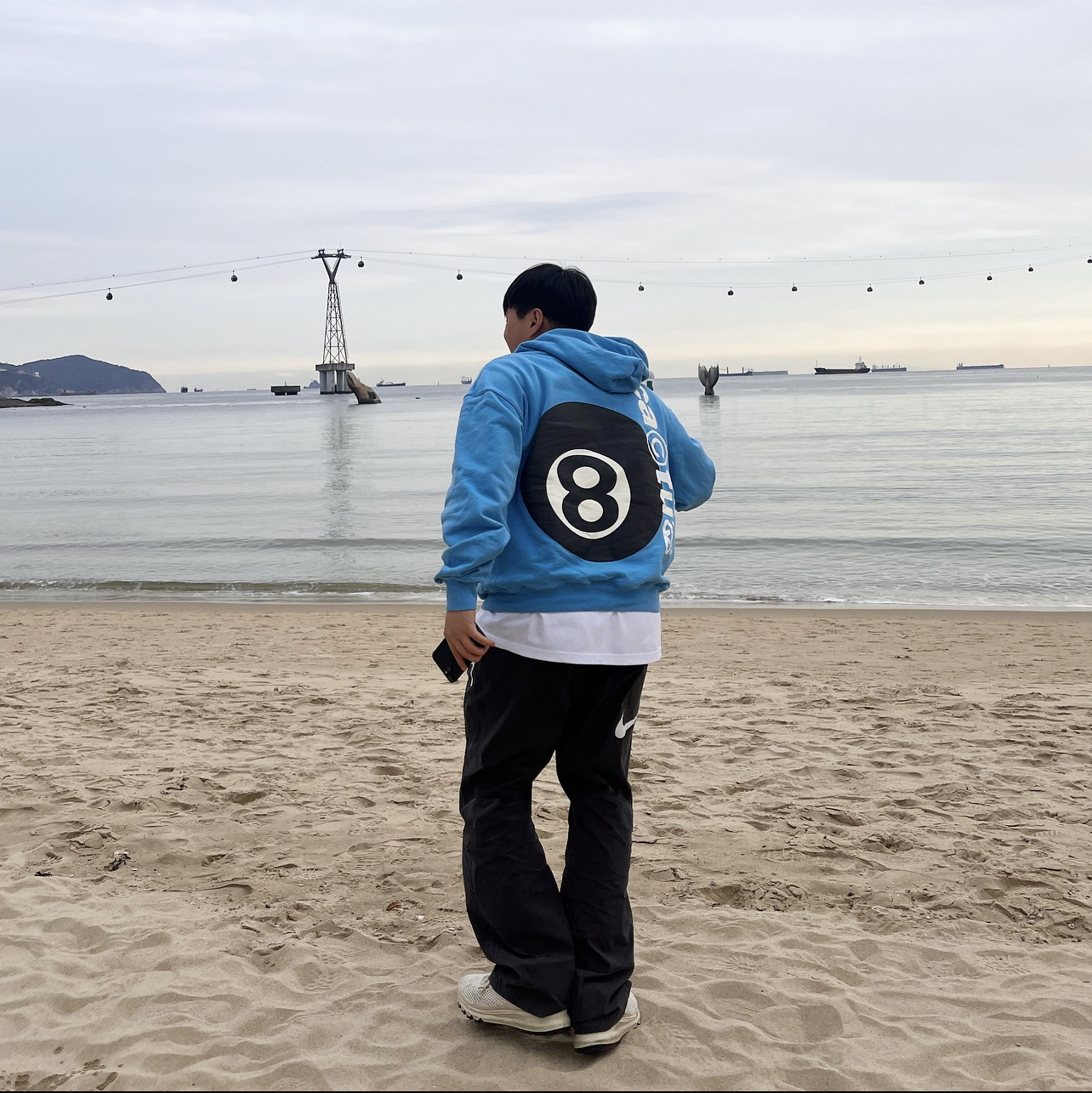 Stussy x Cactus Plant Flea Market 8 Ball Pigment Dyed Hoodie Blue, Nike x Stussy Air Max 2013 Fossil 착용 스타일