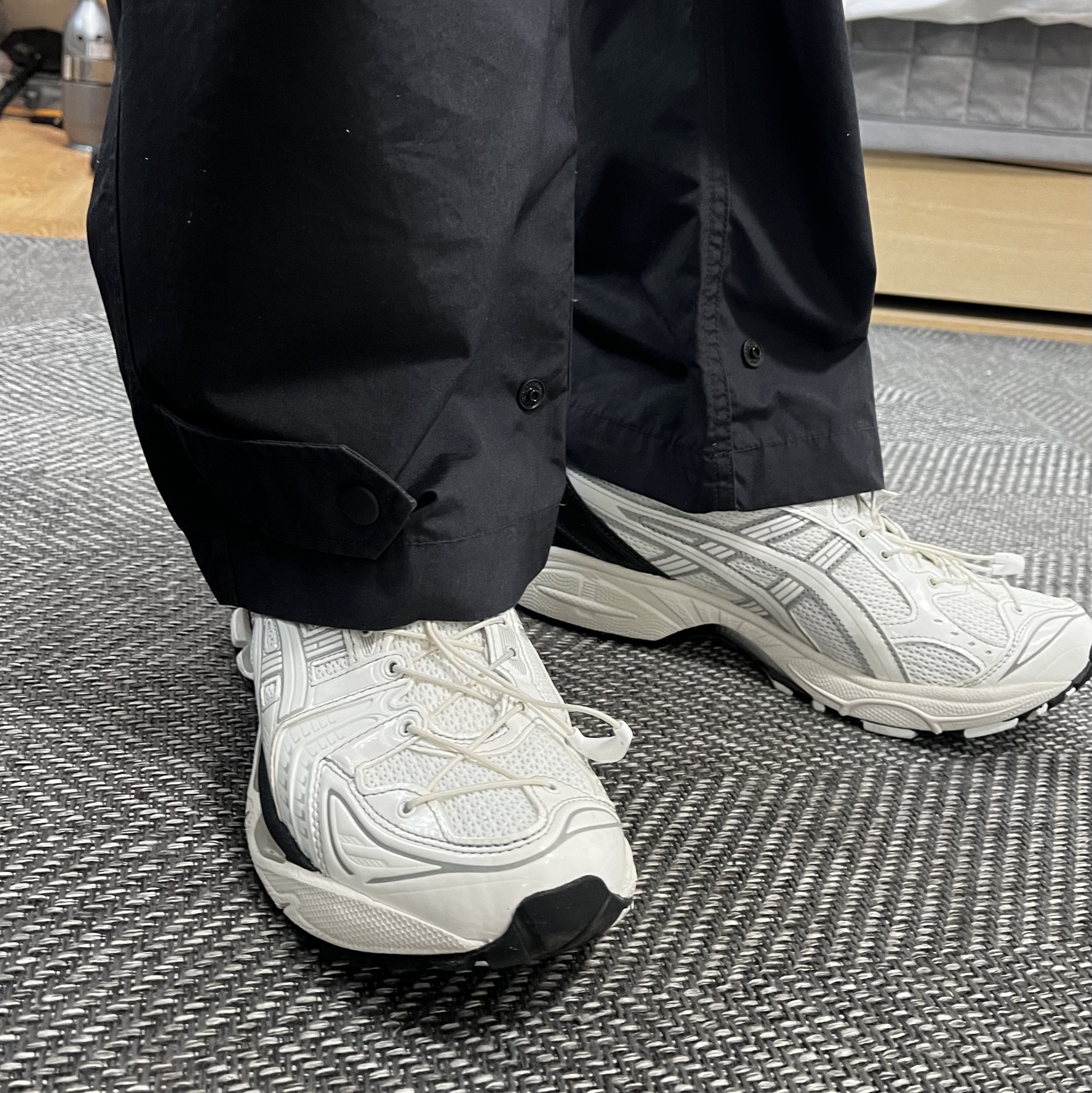 Asics x Unaffected Gel-Kayano 14 Galaxy White 착용 스타일 - 3