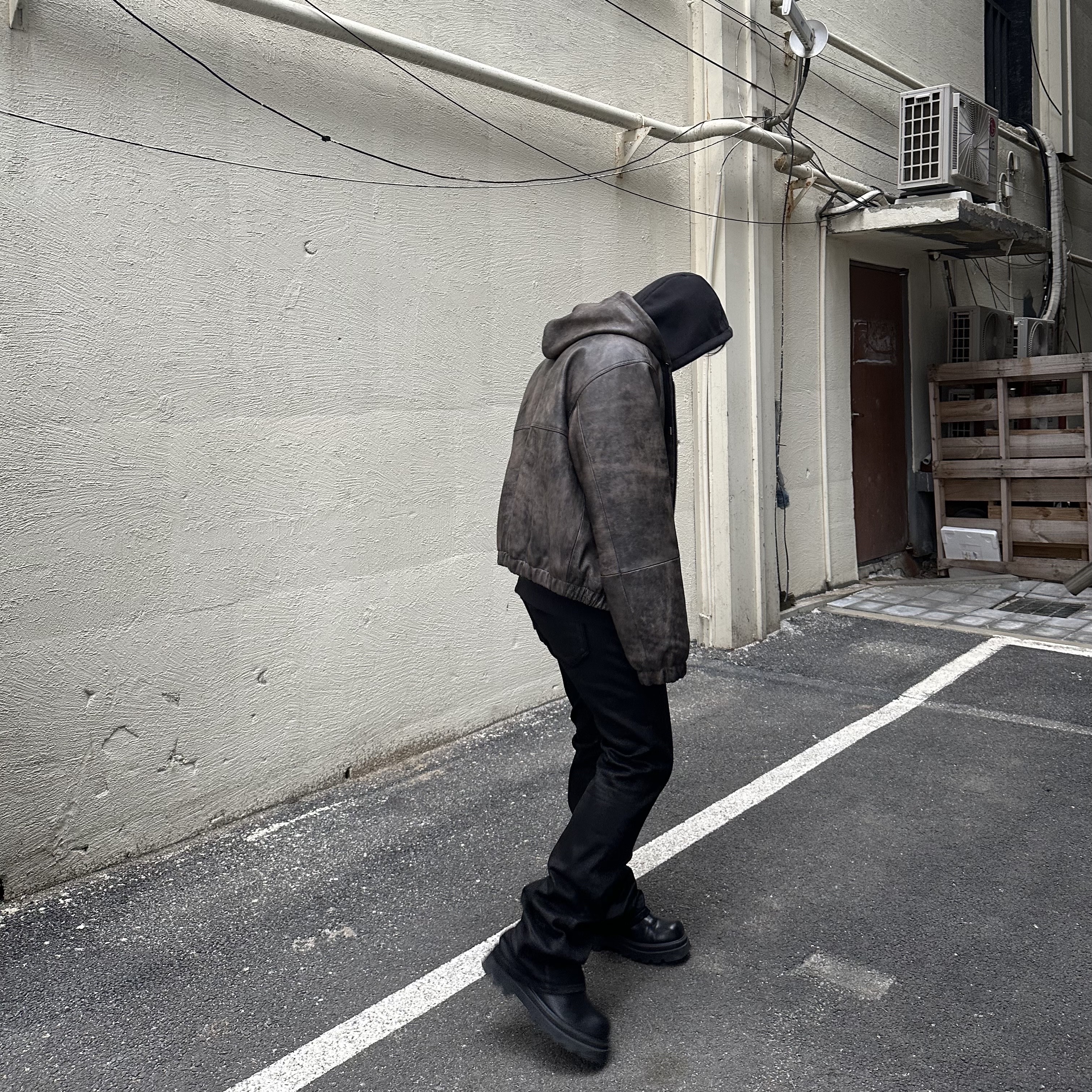 Undermycar Ring Multi Rings Flared Coating Jeans Pavement - 23FW, Stussy Stonewash Leather Work Jacket Washed Black 착용 스타일 - 3