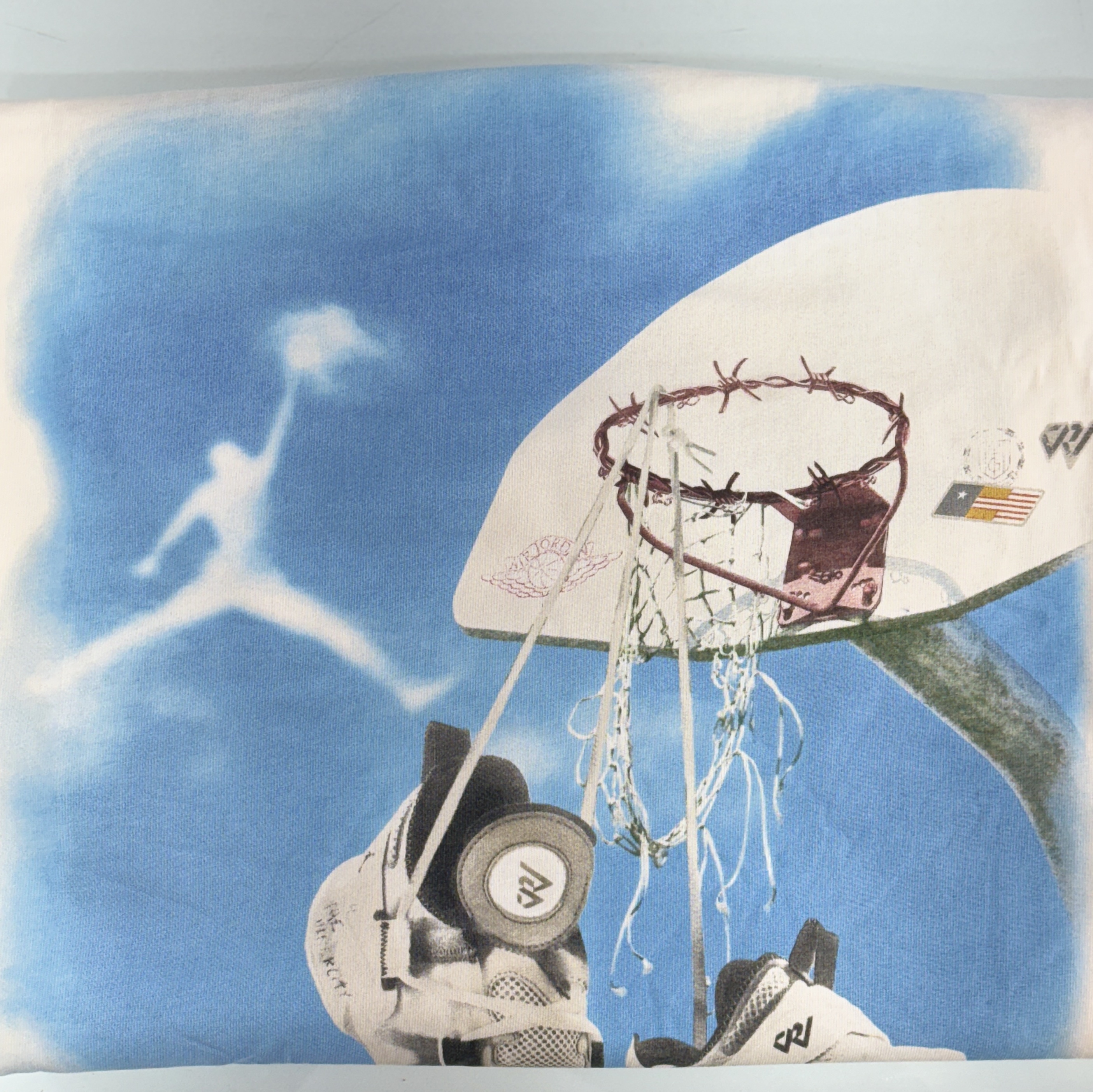 Jordan x Russell Westbrook Honor the Gift T-Shirt - US/EU 착용 스타일