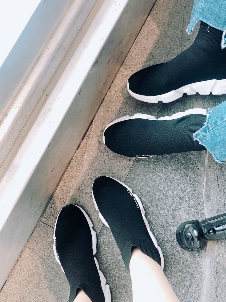 (W) Balenciaga Speed Trainer White Black 2019, Balenciaga Speed Trainer Black White 2018 착용 스타일