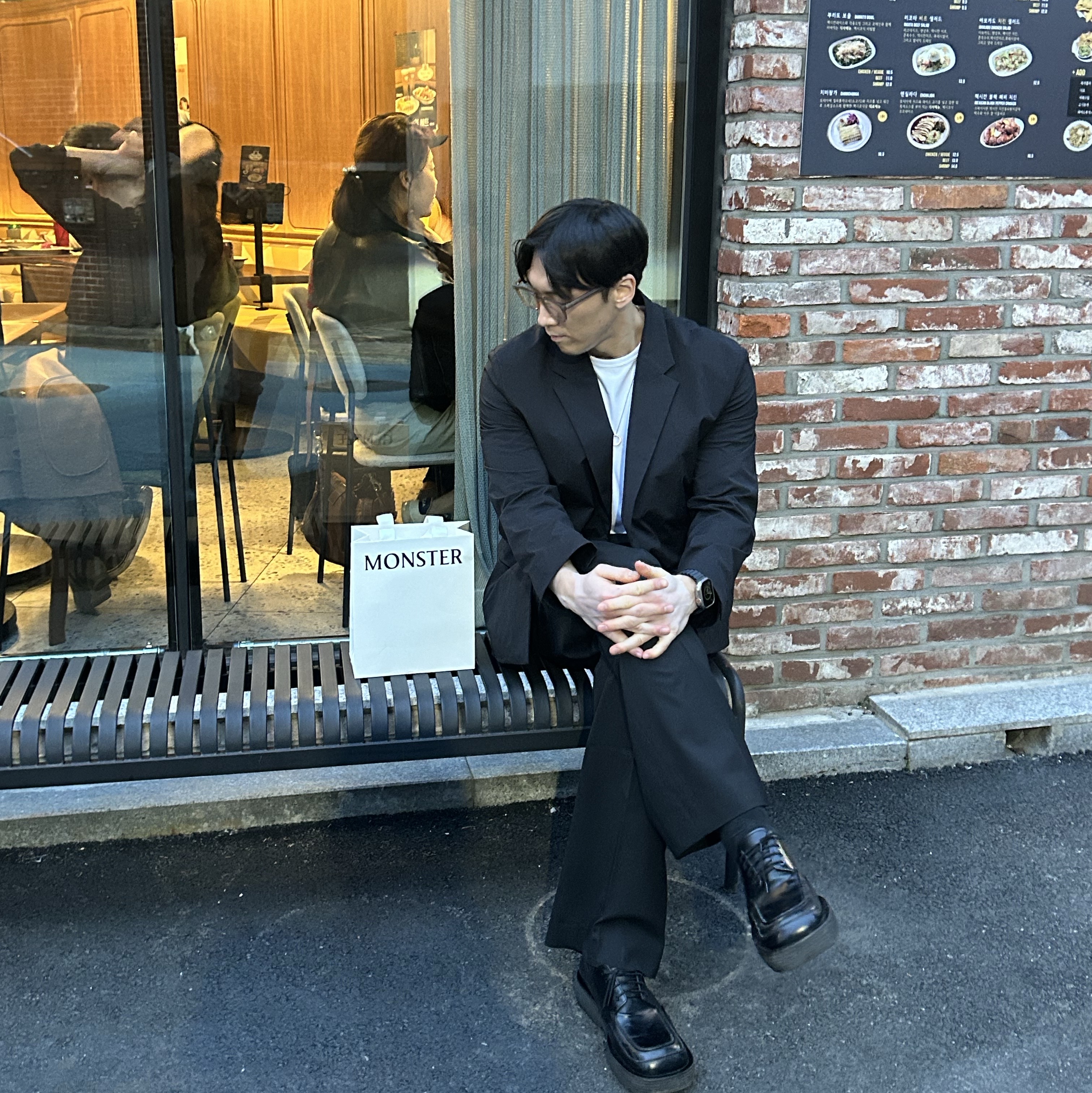 Gentle Monster x Maison Margiela MM117 Brown Translucent Clear 착용 스타일 - 1