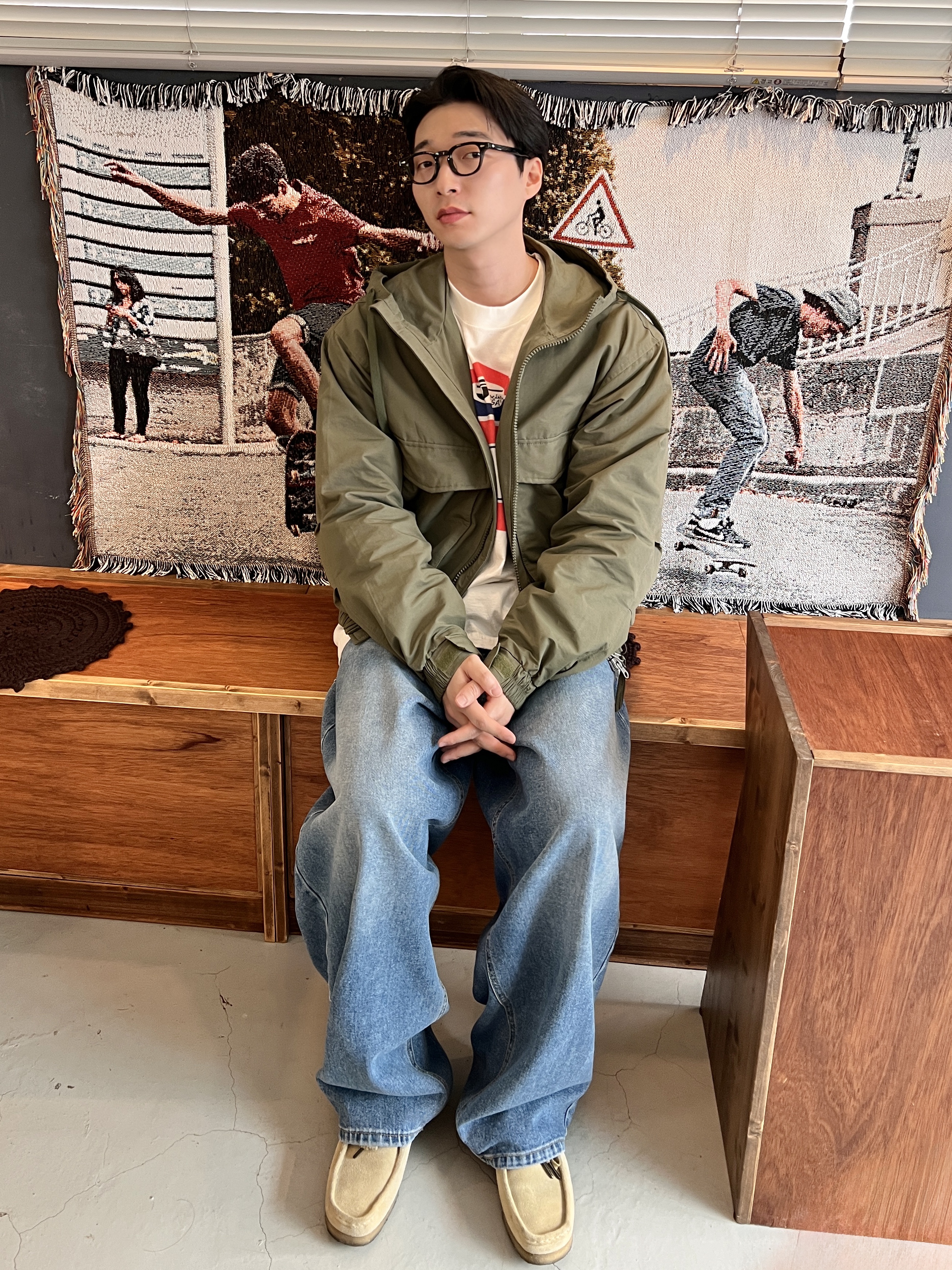 Clarks Wallabee Maple Suede 착용 스타일 - 1