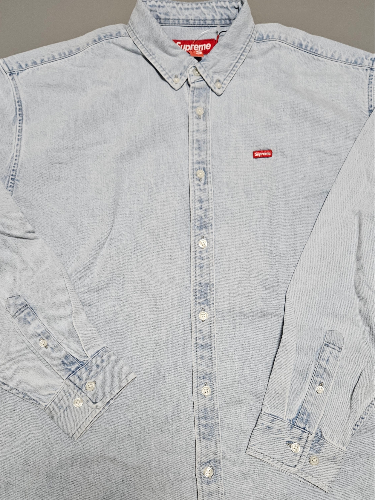 Supreme Small Box Shirt Washed Blue - 24SS 착용 스타일