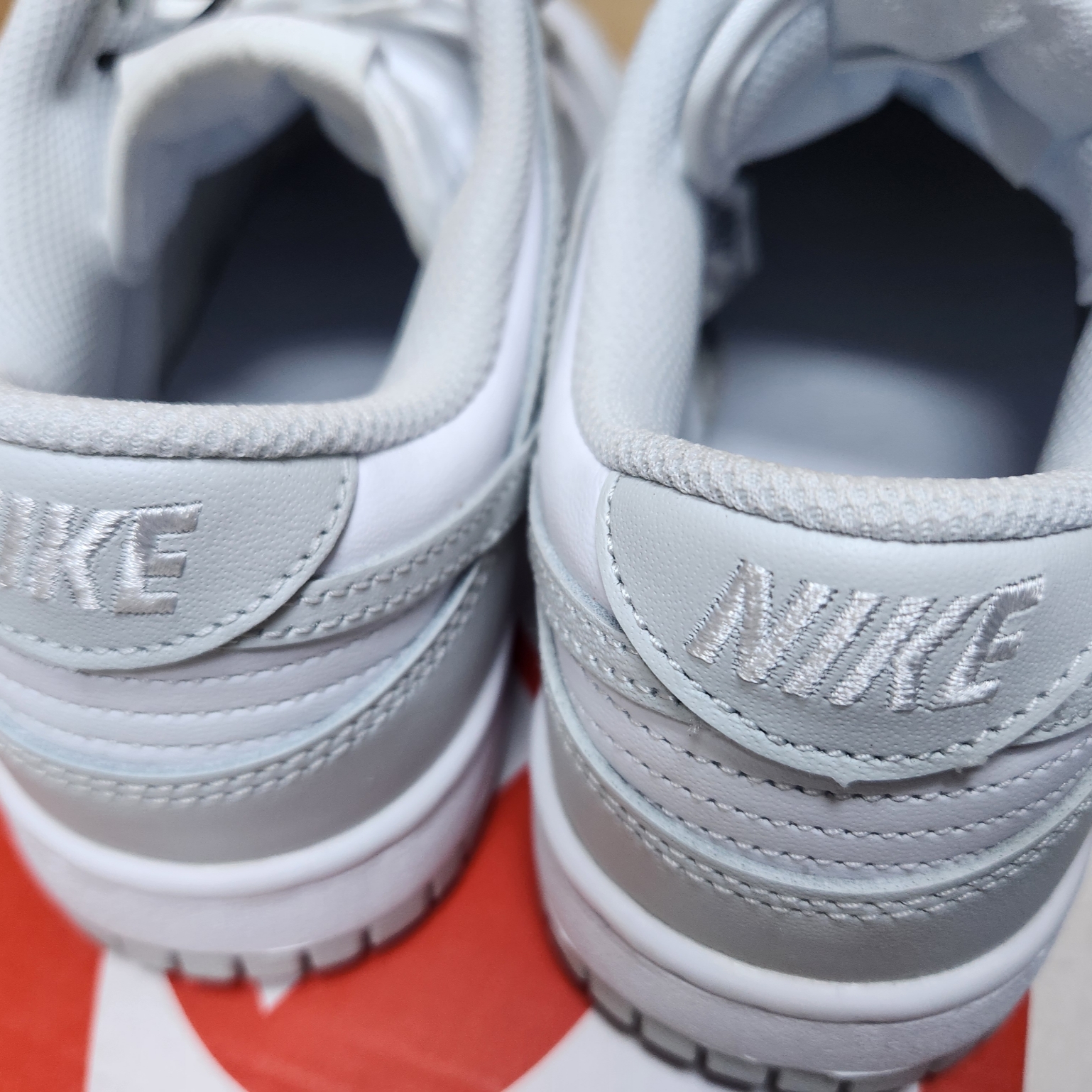 (W) Nike Dunk Low Photon Dust 착용 스타일 - 4