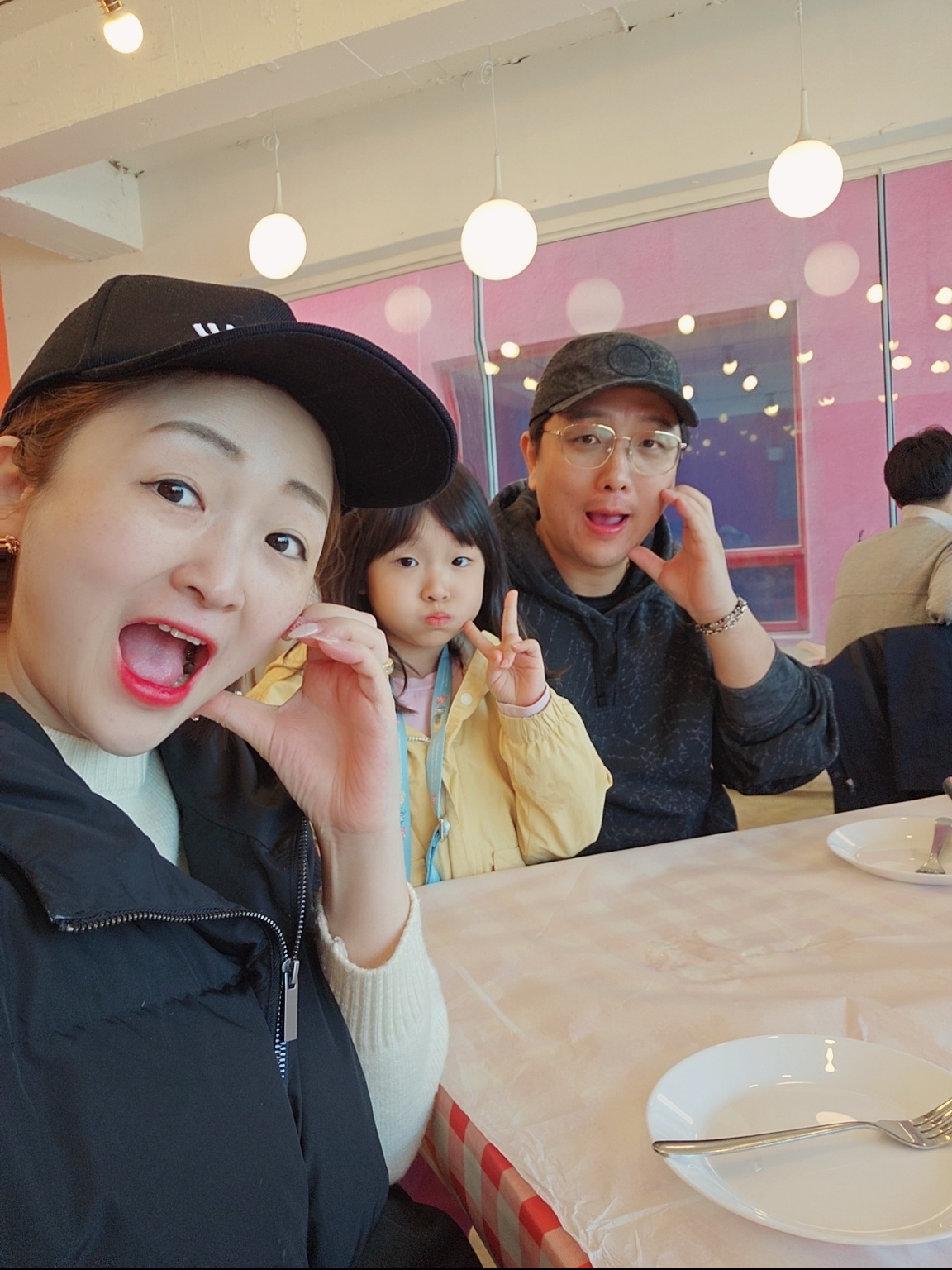 Supreme x Stone Island Camp Cap Black - 23FW, Supreme x Stone Island Hooded Sweatshirt Black - 23FW 착용 스타일 - 3