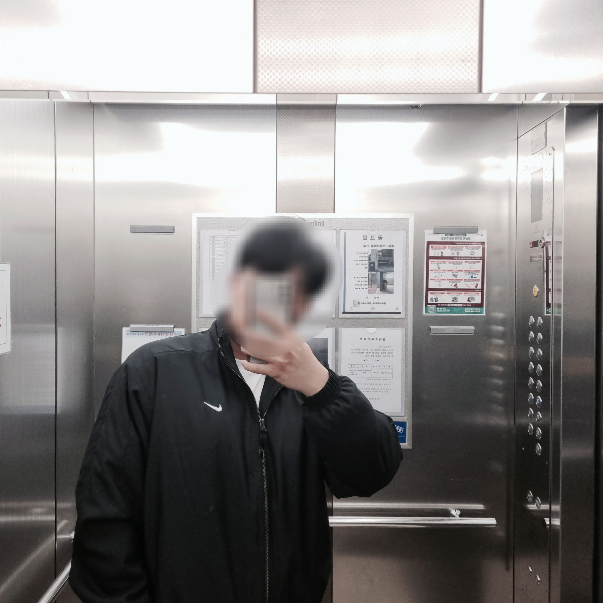 Nike NRG Solo Swoosh Satin Bomber Jacket Black - Asia, Nike NRG Solo Swoosh Satin Bomber Jacket Black Doll - Asia 착용 스타일