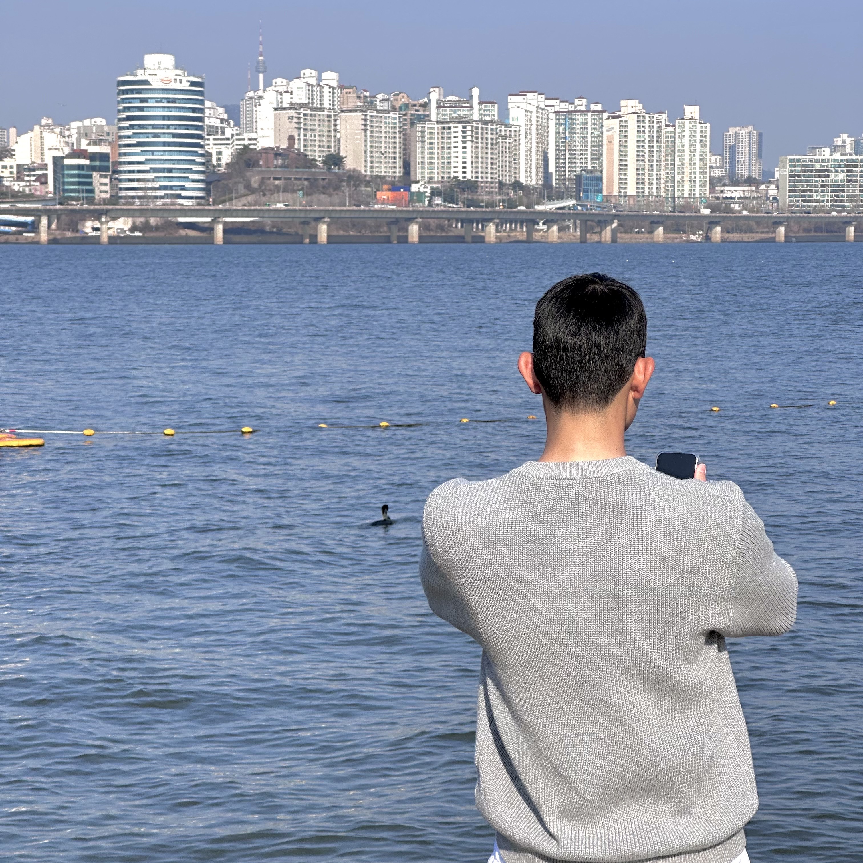 Oakley Factory Team x Brain Dead Flesh White Birch 착용 스타일 - 2