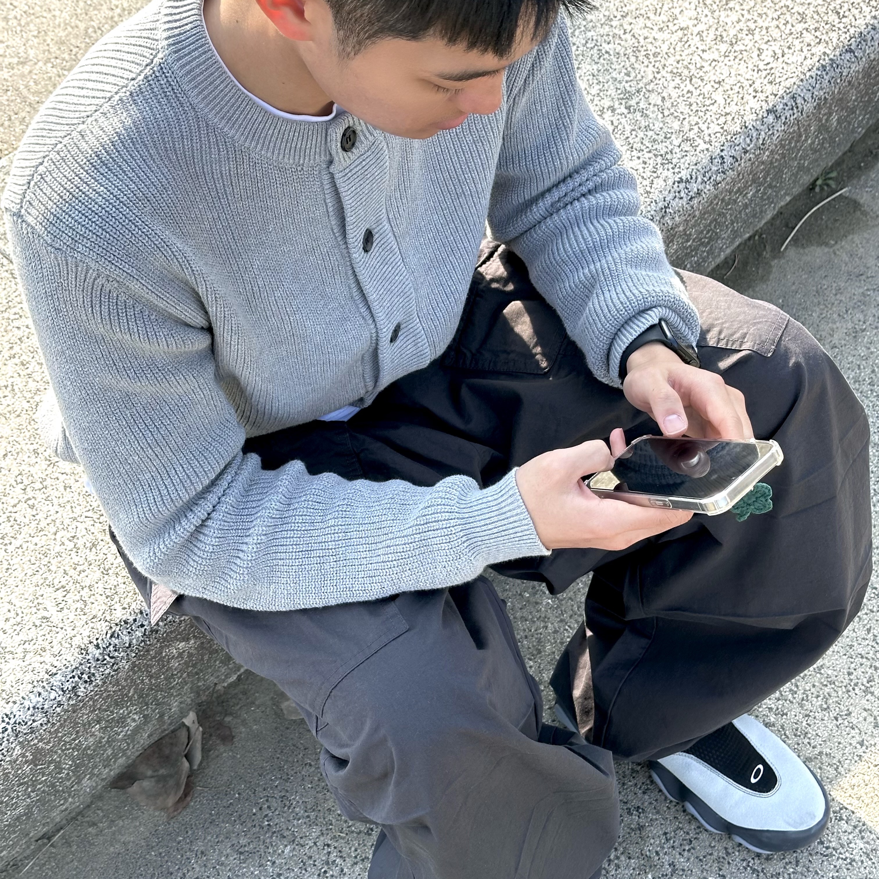 Oakley Factory Team x Brain Dead Flesh White Birch 착용 스타일 - 1