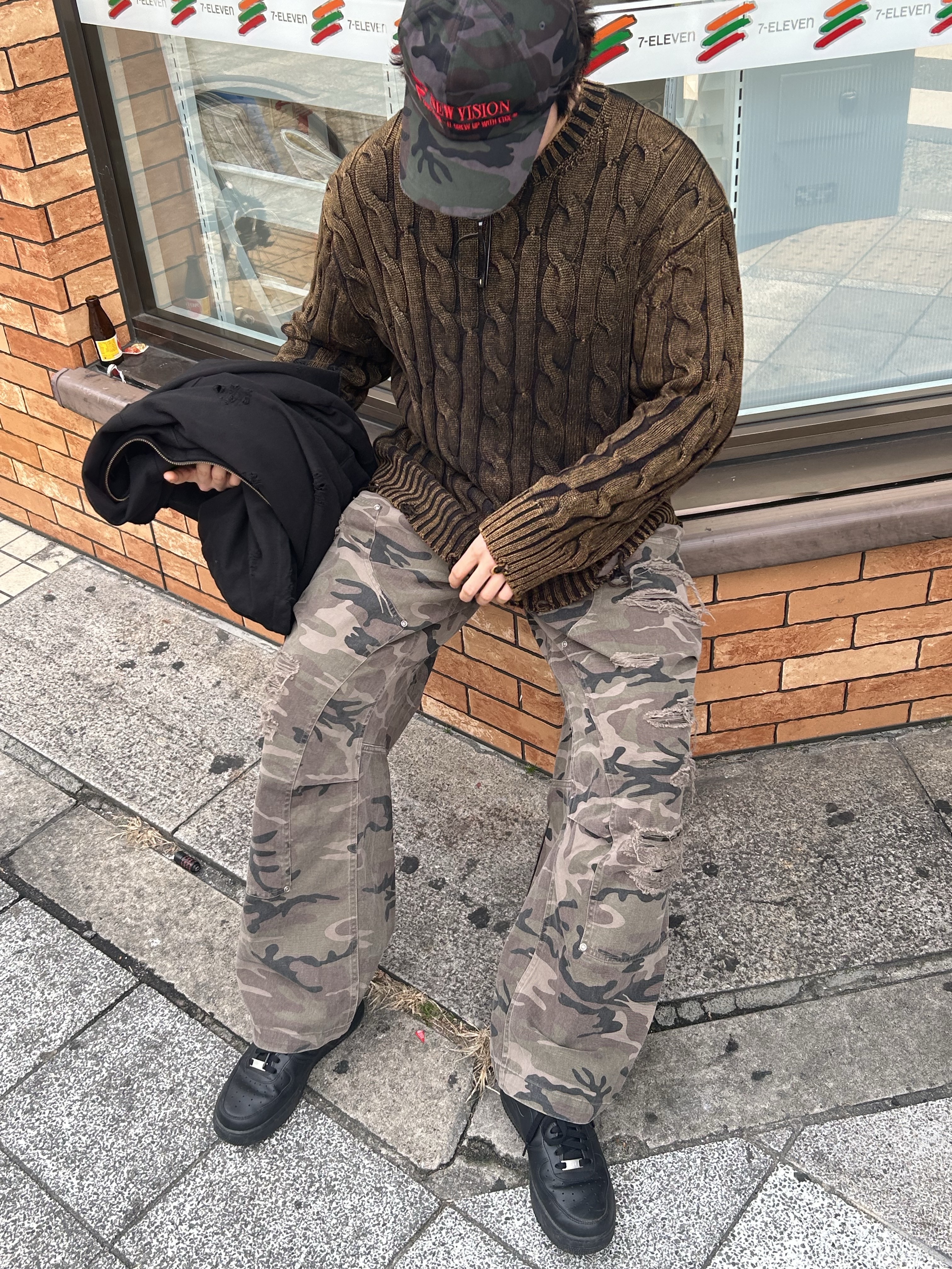 ETCE New Vision Camo Cap Night Jungle, Undermycar Otter Oversized Damage-Washed Hood Zip-Up Sepia - 22FW 착용 스타일 - 2