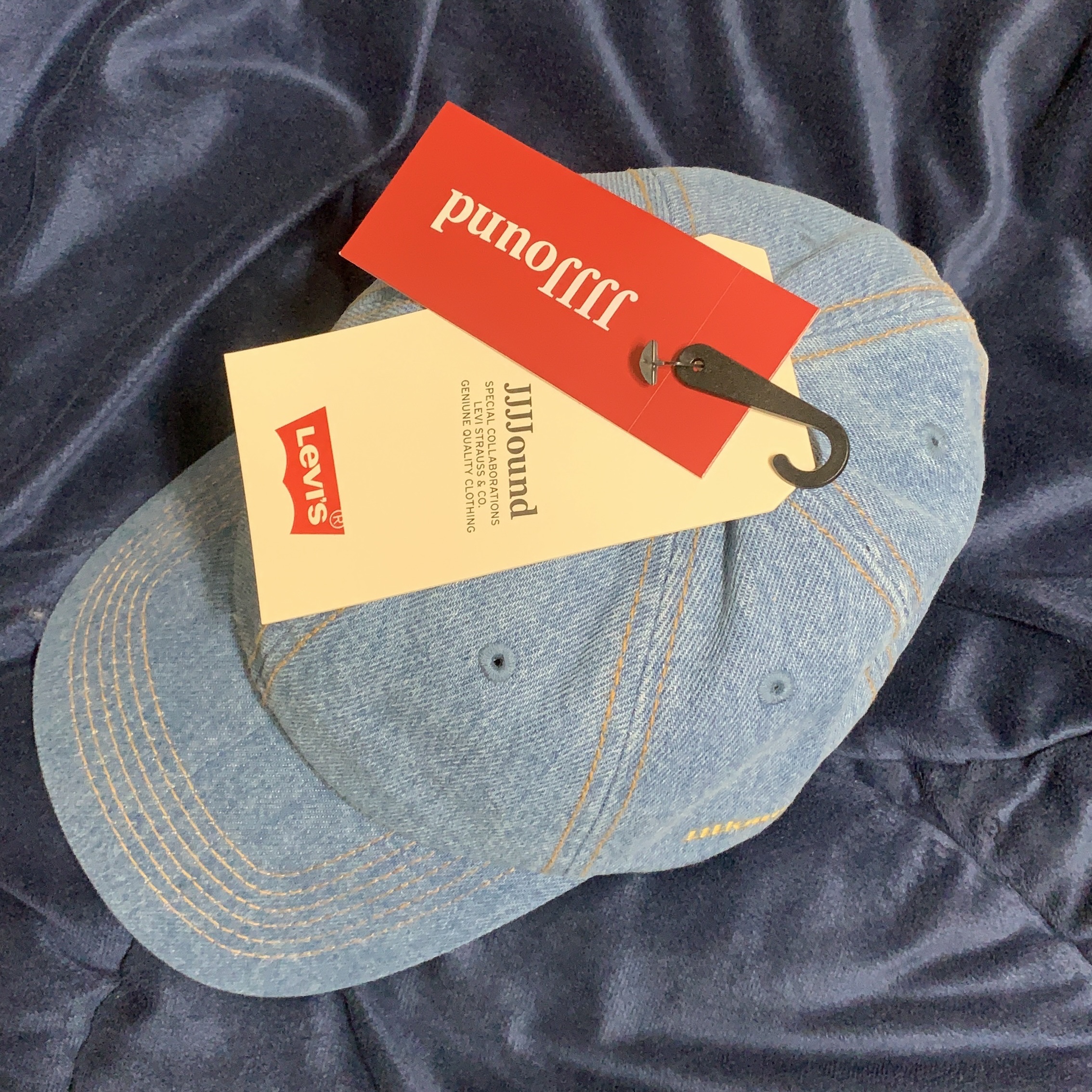 Levi's x JJJJound 6 Panel Denim Cap Blue 착용 스타일 - 2