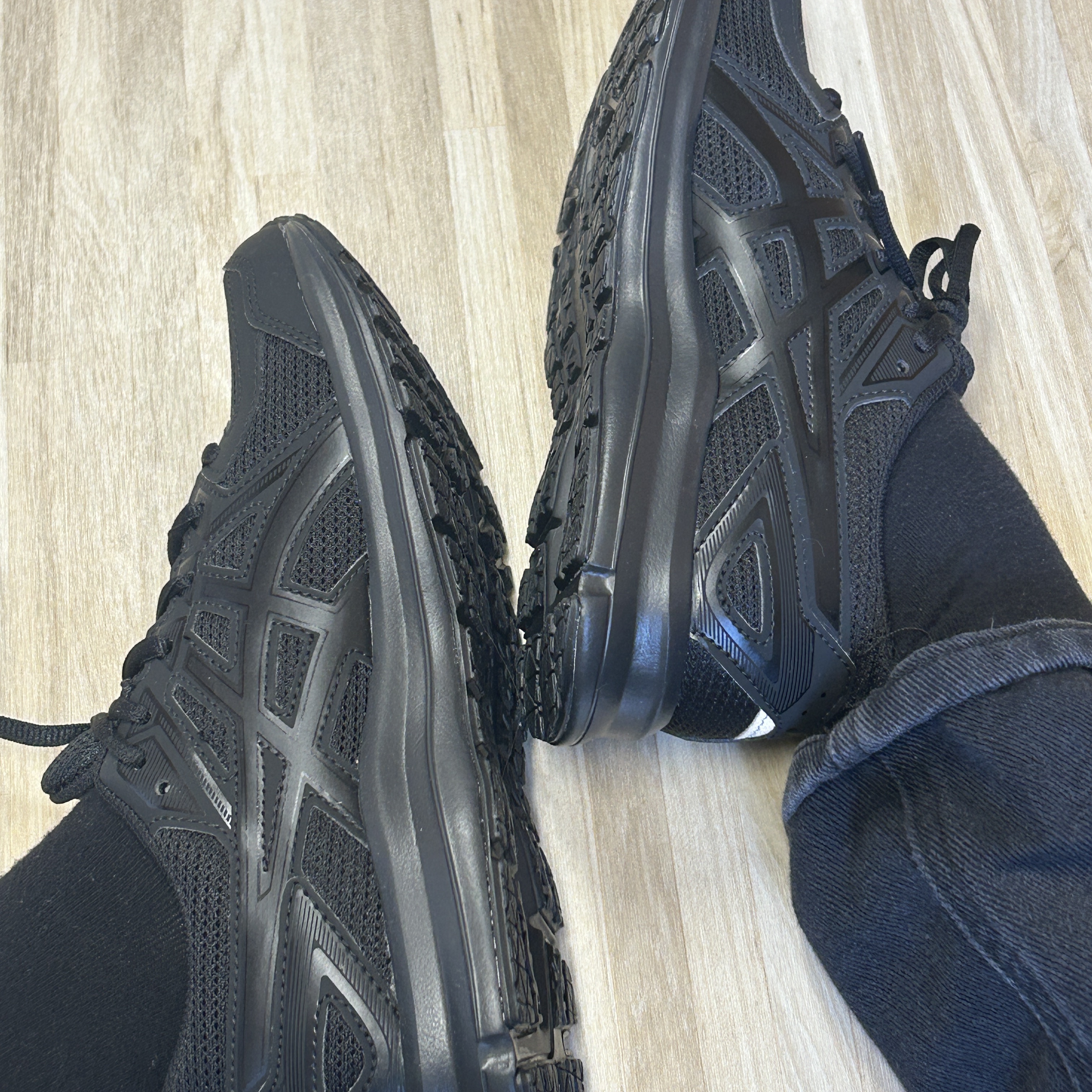Asics Jog 100 2 Black 착용 스타일