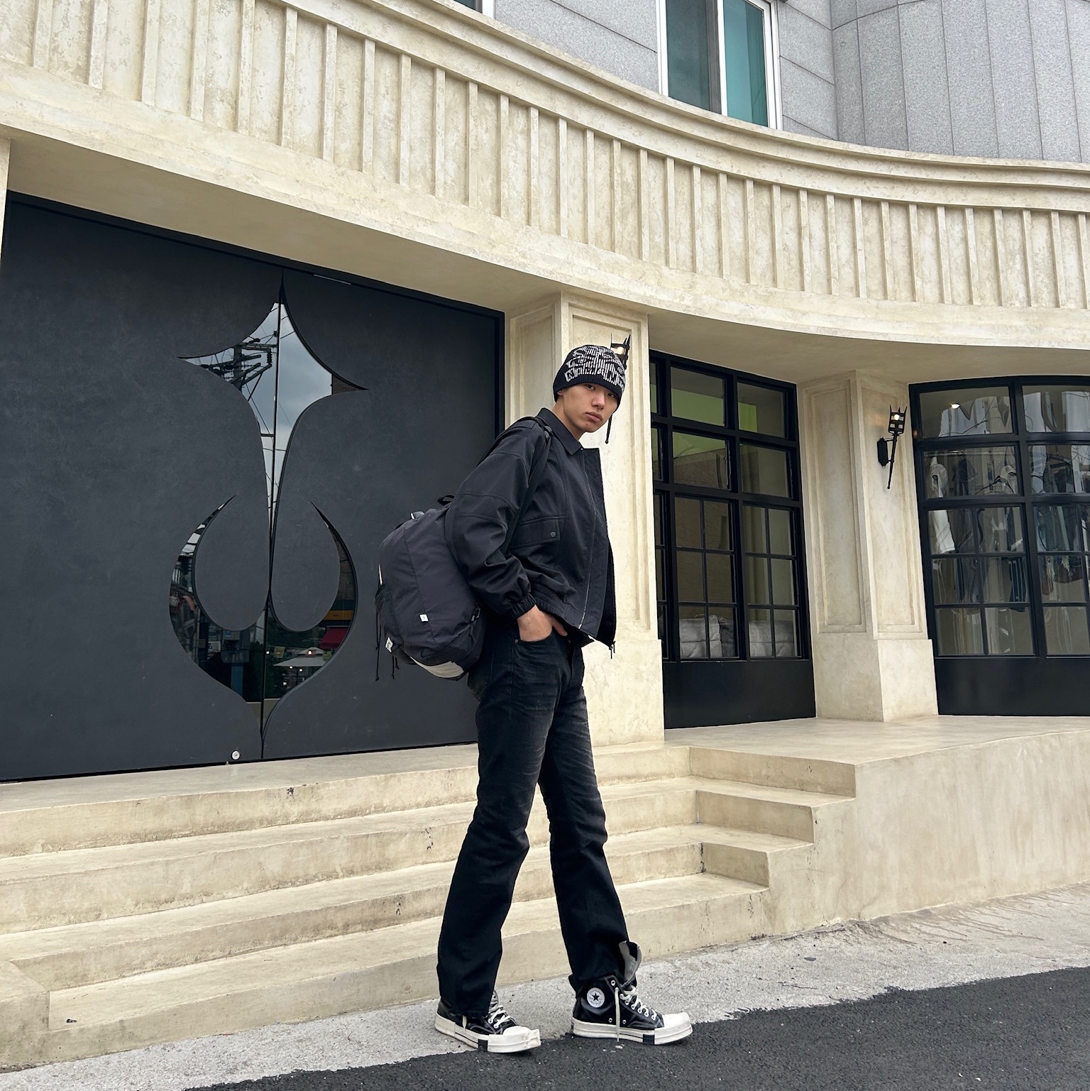 Converse x Drkshdw Turbodrk Chuck 70 Hi Black Lacquered Denim 착용 스타일 - 2