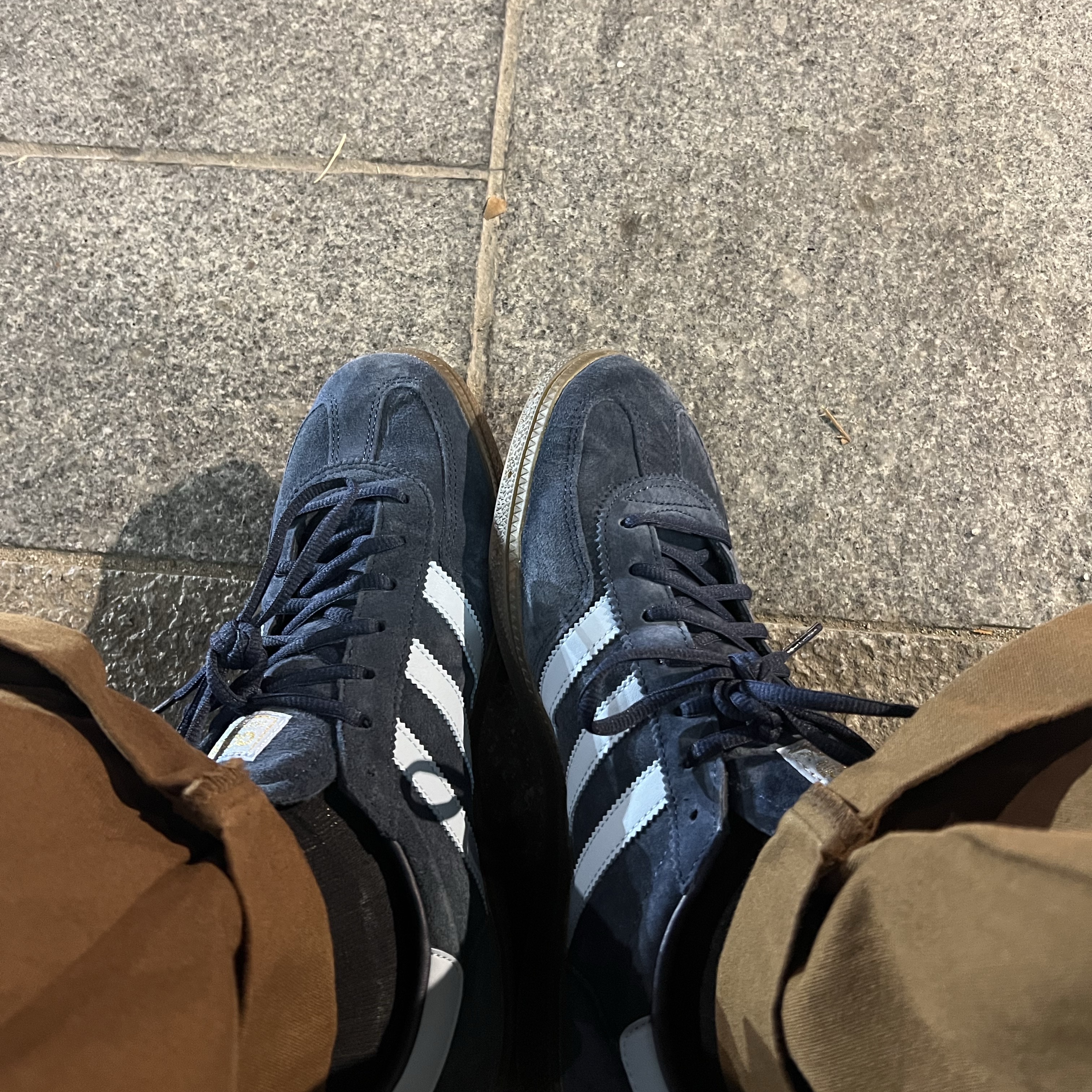 [30% 적립] Polo Ralph Lauren Cotton Chino Ball Cap Newport Navy, Adidas Spezial Handball Collegiate Navy 착용 스타일 - 2