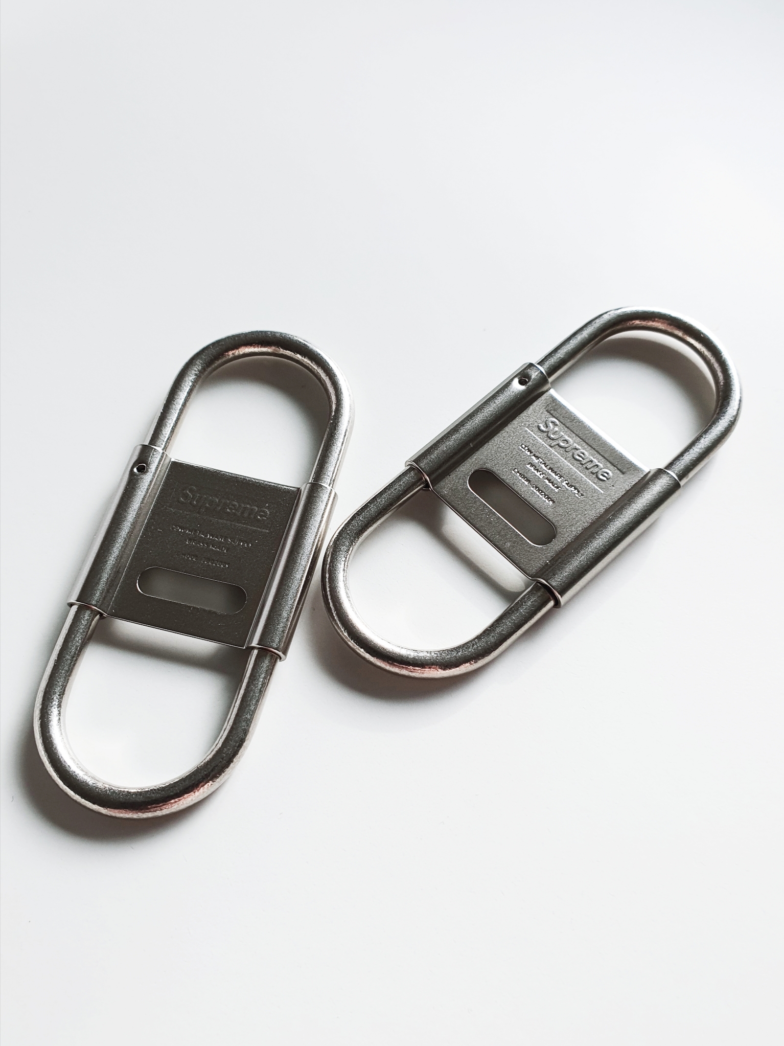 supreme カラビナ Supreme CDW Delta Carabiner SILVER rael KREAM