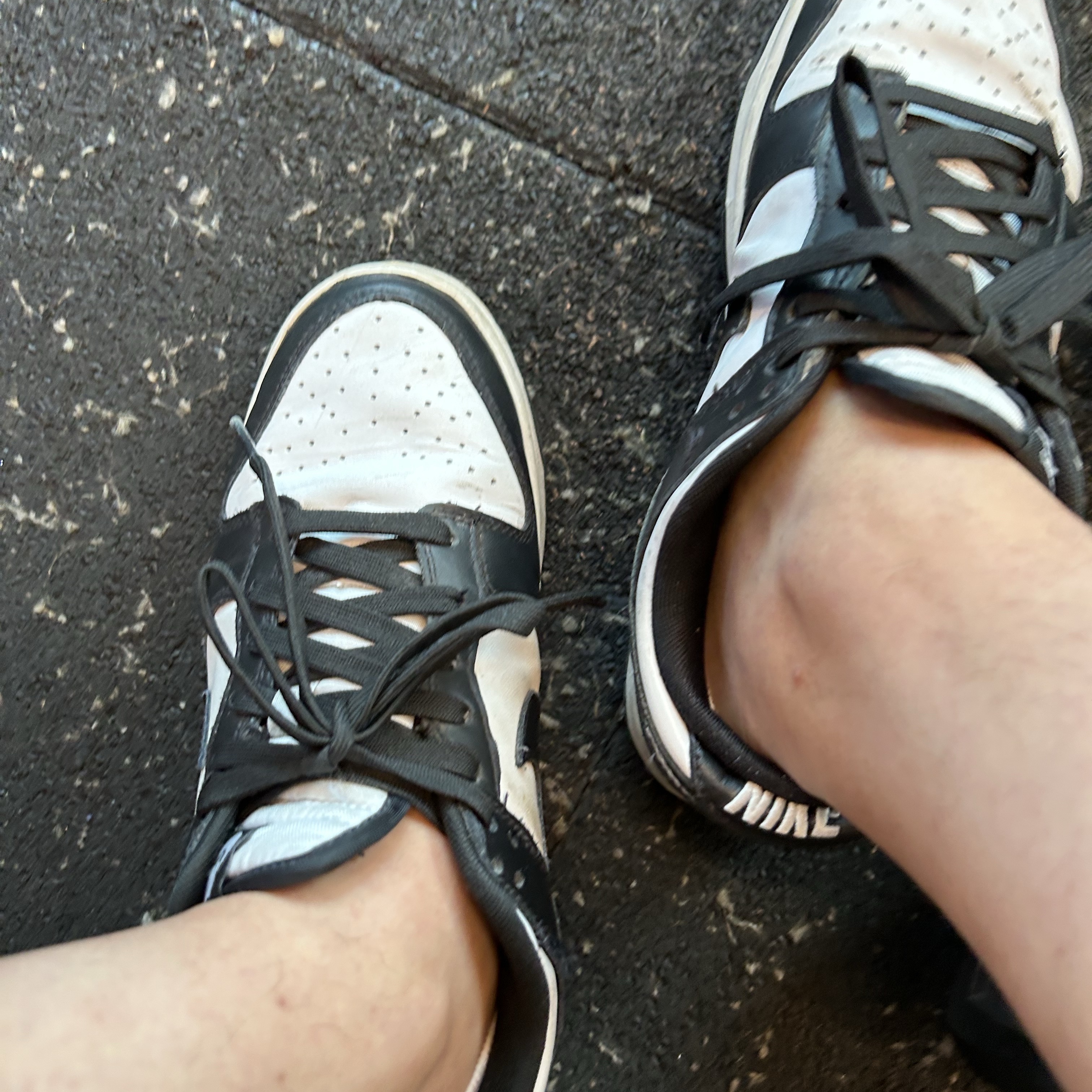 Nike Dunk Low Retro Black 착용 스타일