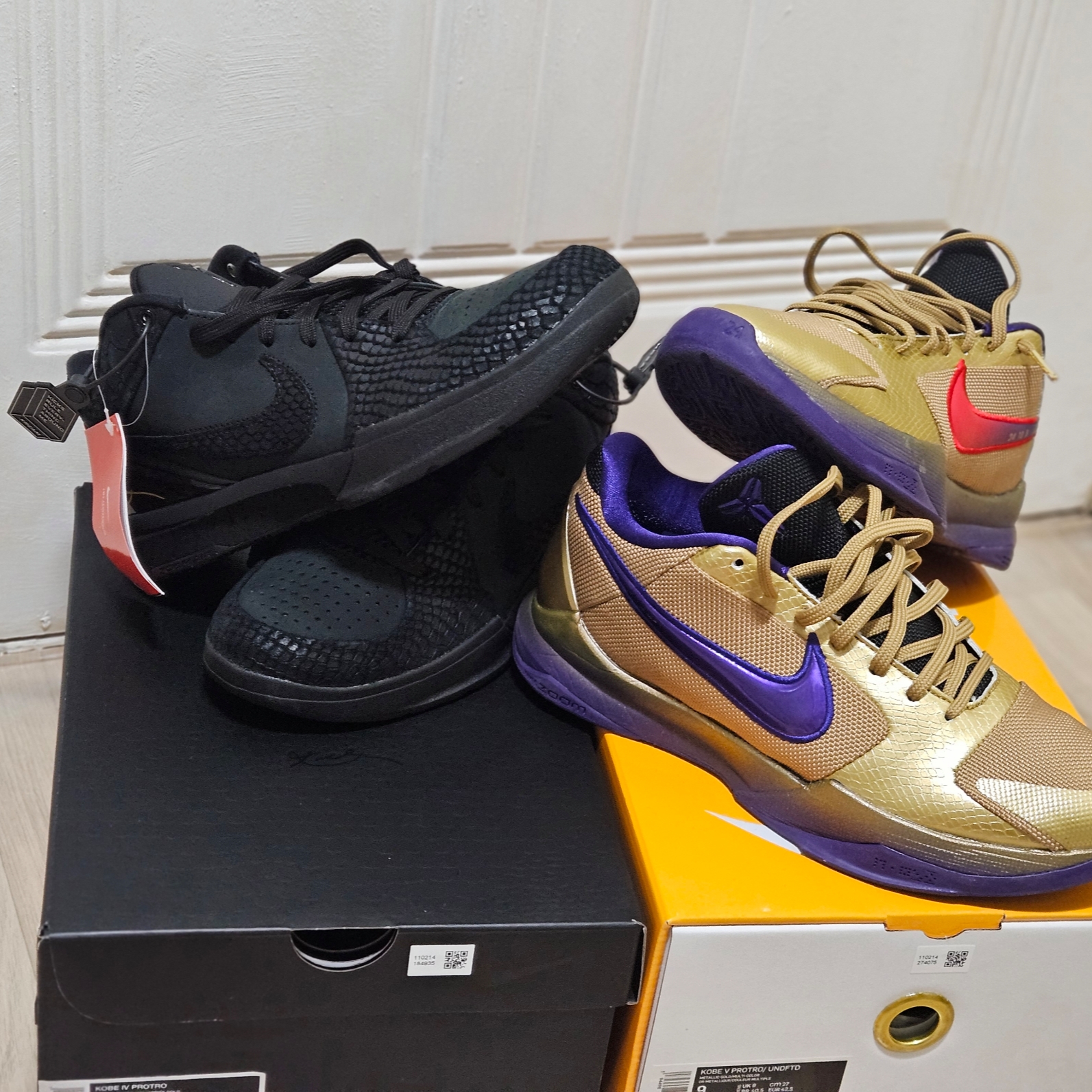 Nike Kobe 4 Protro Black University Gold, Nike x Undefeated Kobe 5 Protro Hall of Fame 착용 스타일