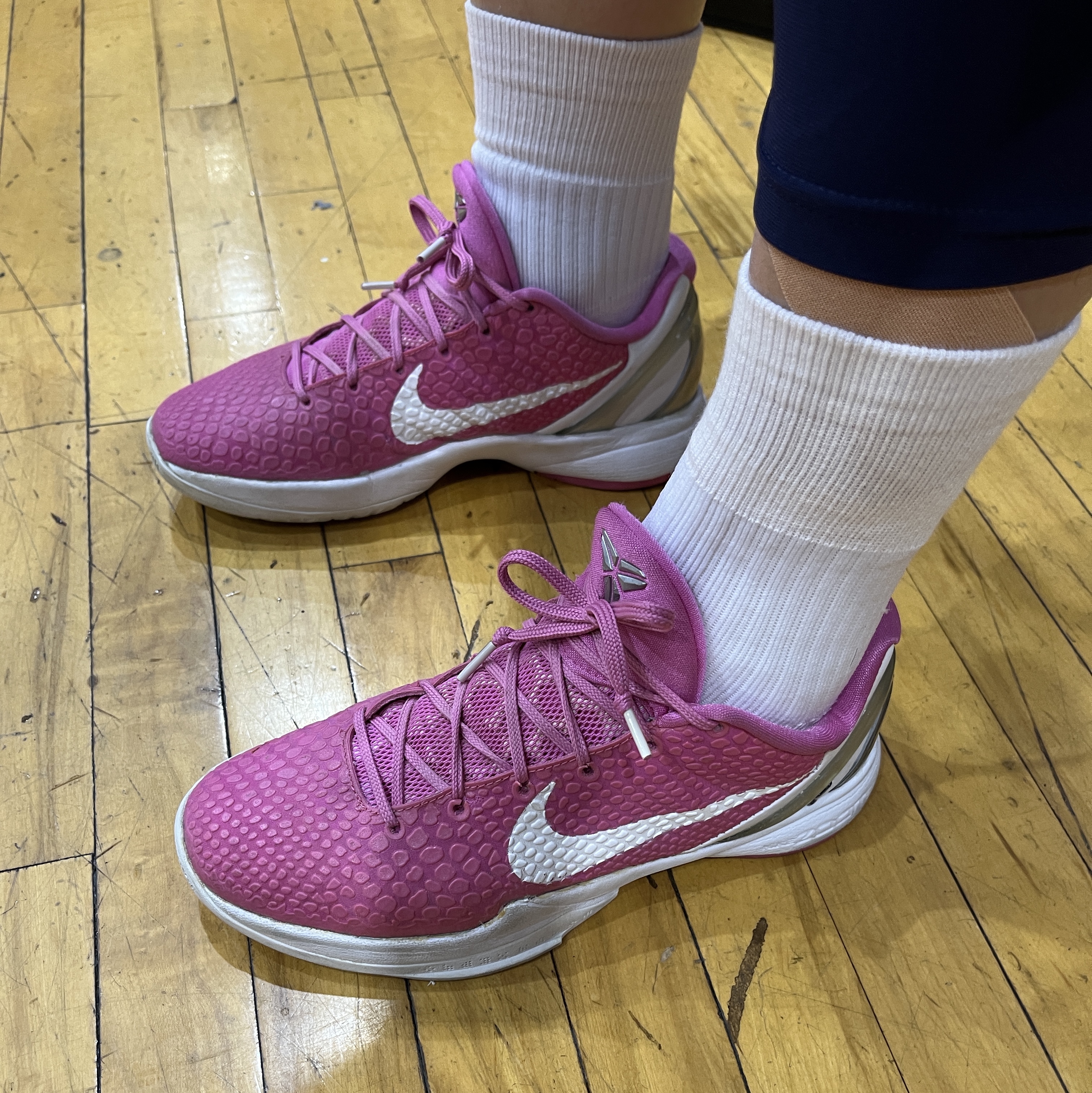 Nike Zoom Kobe VI Kay Yow Think Pink 착용 스타일