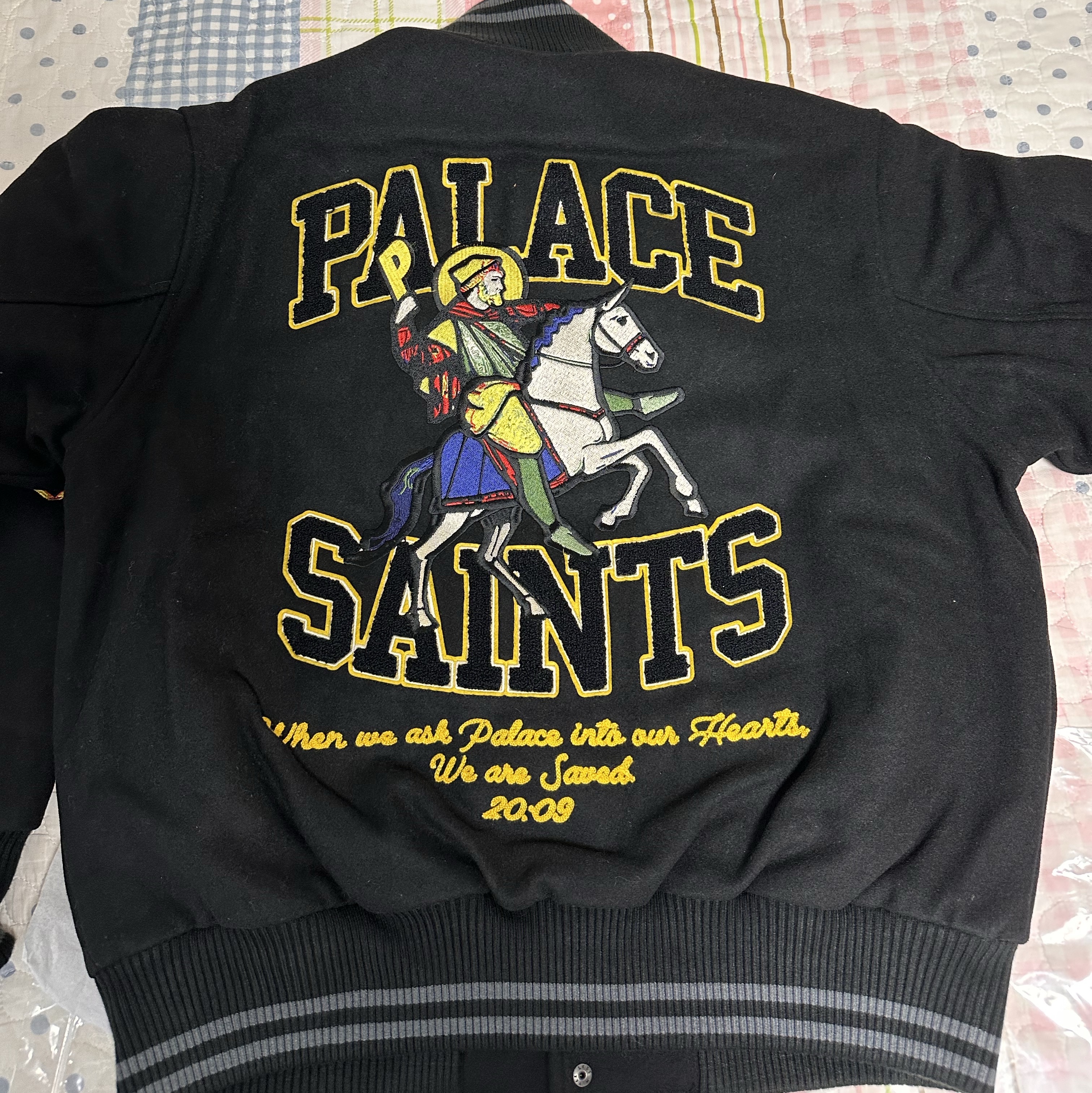 Palace Saints Varsity Jacket Black - 24SS 착용 스타일 - 2