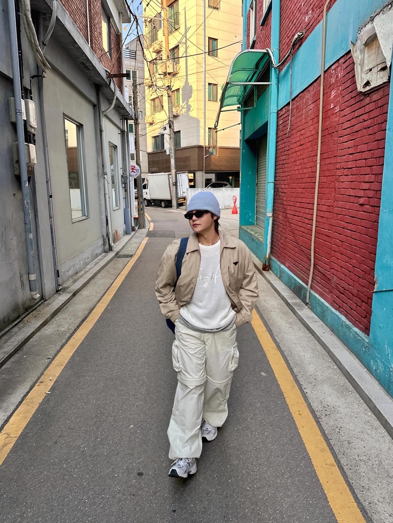 New Balance 530 White 착용 스타일 - 2