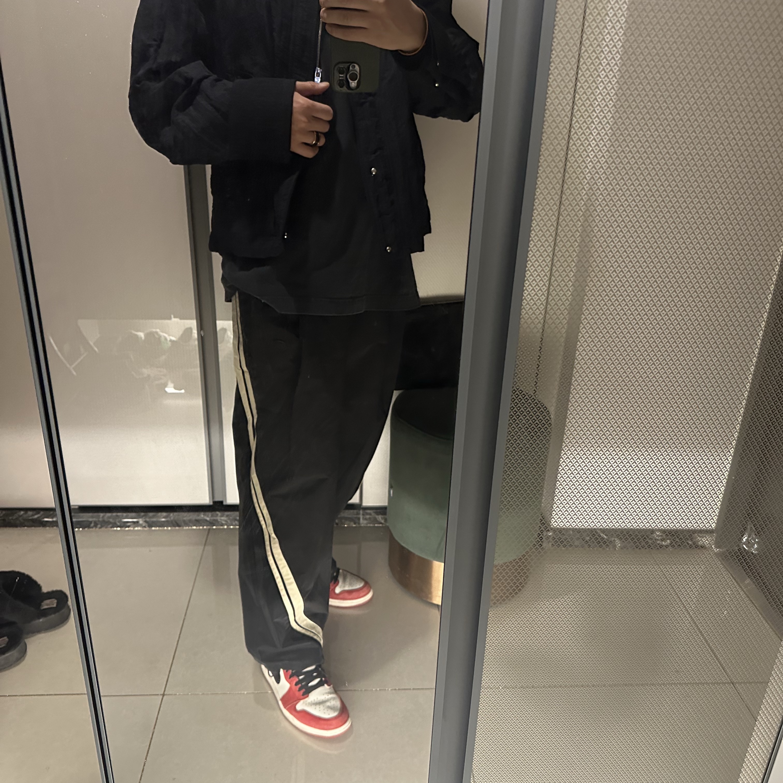 Ader Error Bashar Trousers Noir 착용 스타일