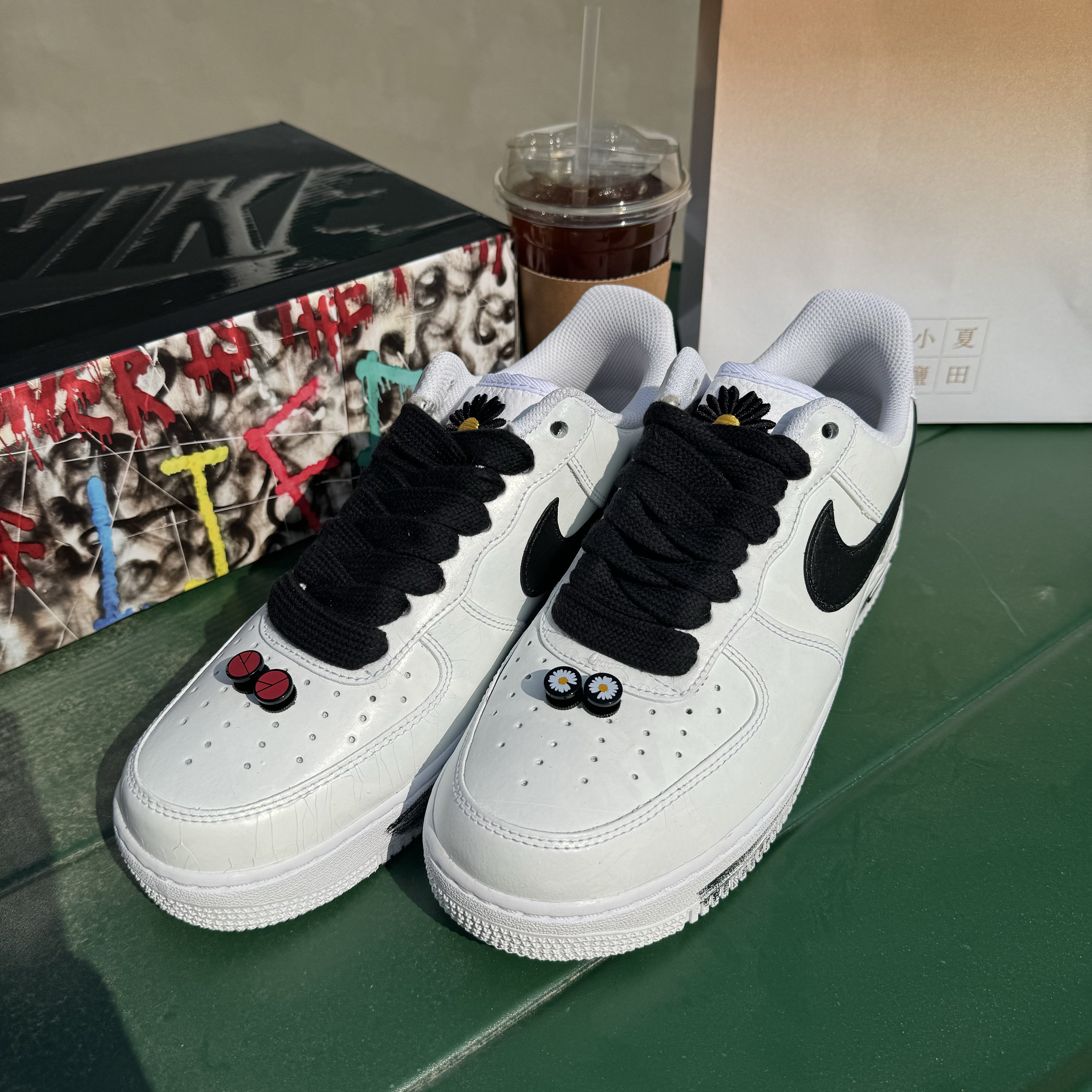 Nike x Peaceminusone Air Force 1 Low Para-Noise 2.0 착용 스타일