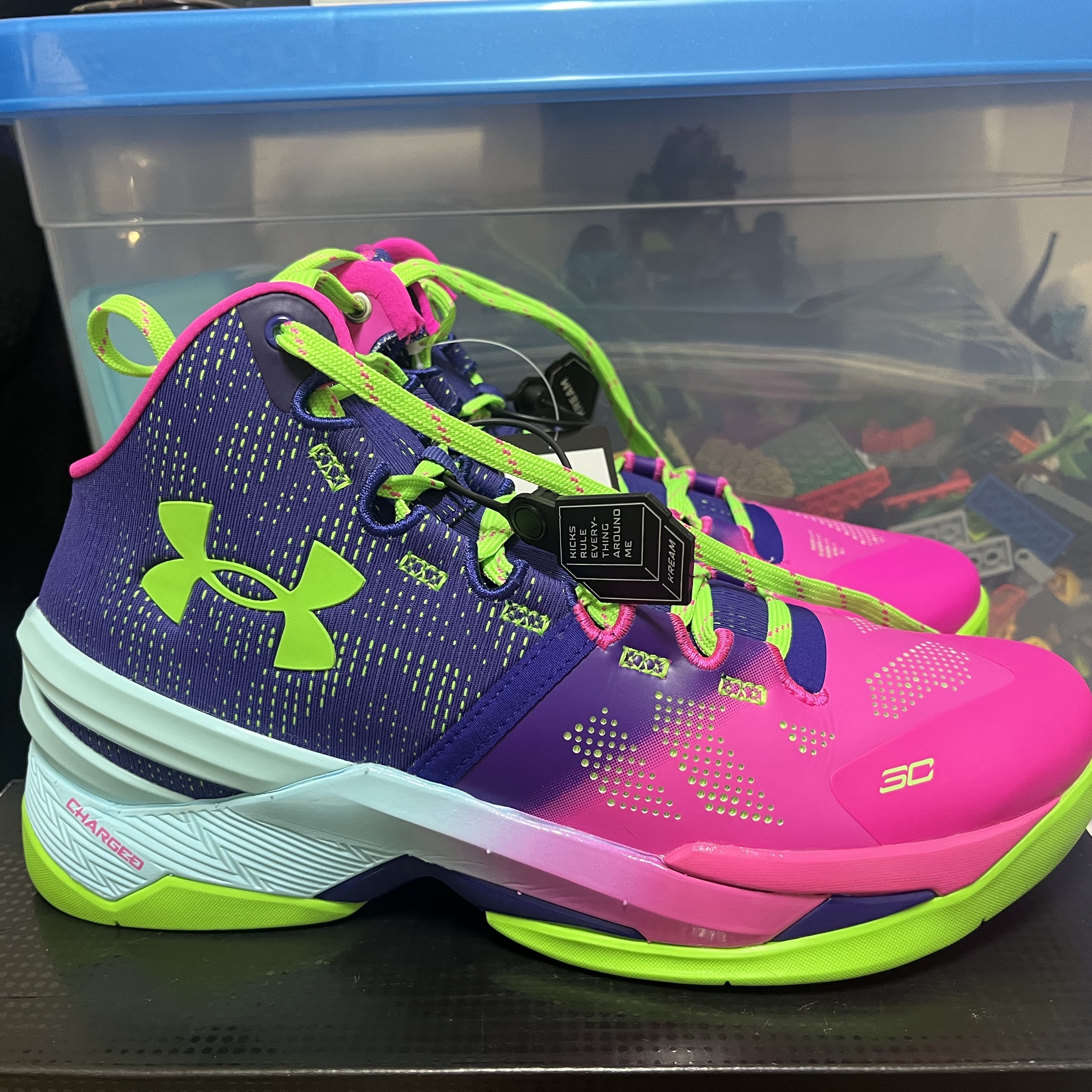Under Armour Curry 2 Retro Pink Purple 2022 착용 스타일 - 3