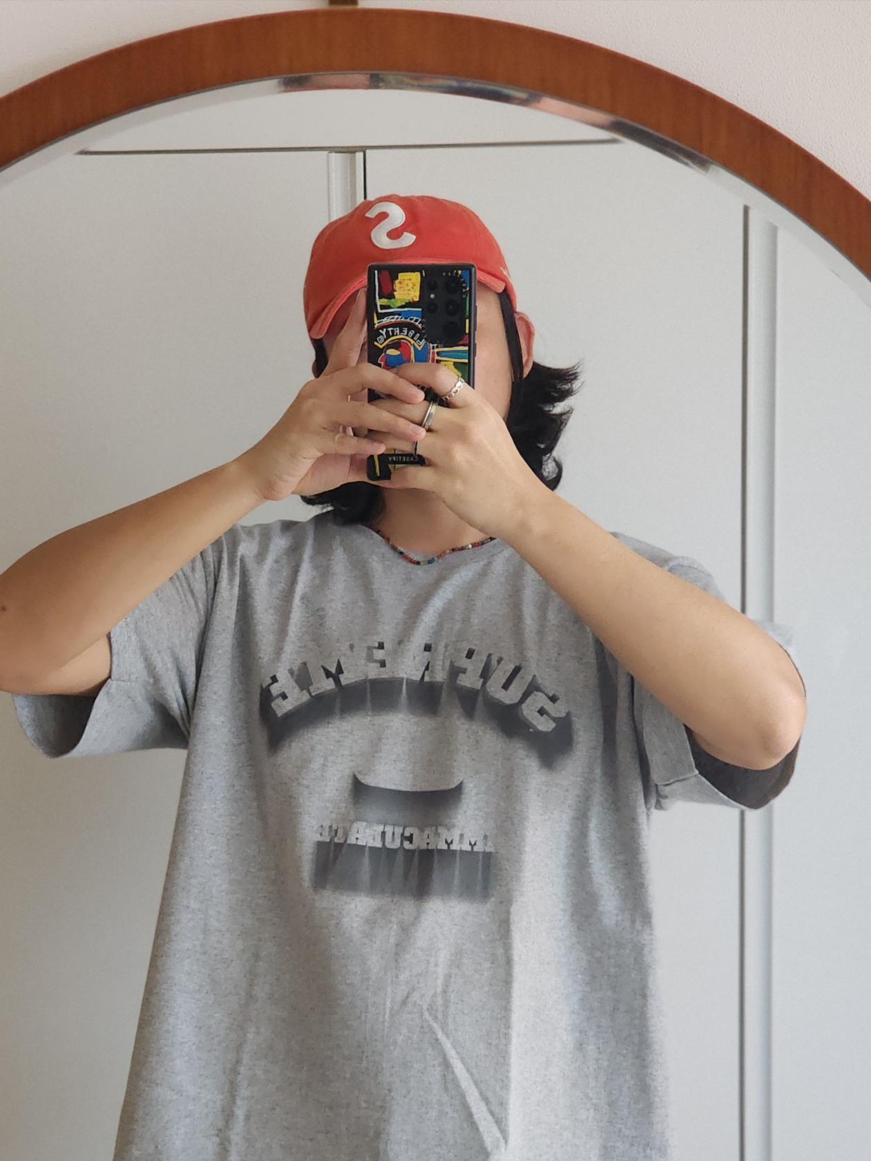 Supreme Pigment Print S Logo 6-Panel Orange - 22FW, Supreme Shadow T-Shirt Heather Grey - 24SS 착용 스타일 - 2