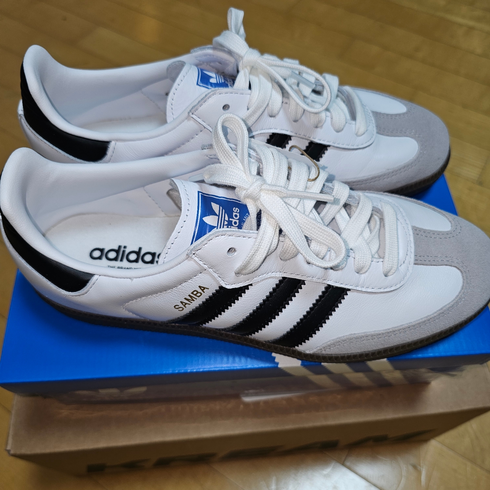 Adidas Samba OG Cloud White 착용 스타일