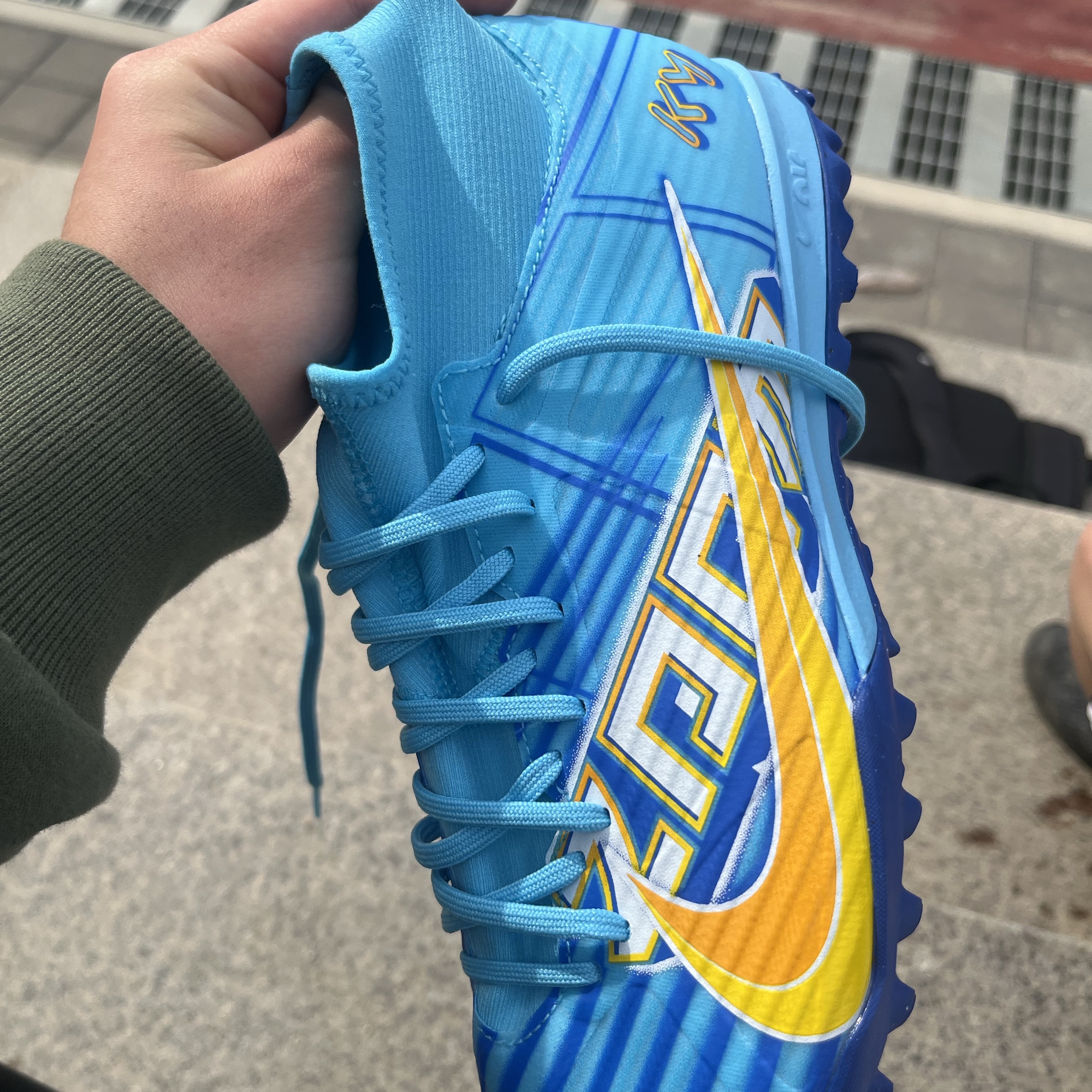 Nike Zoom Mercurial Superfly 9 Academy KM TF Baltic Blue White 착용 스타일