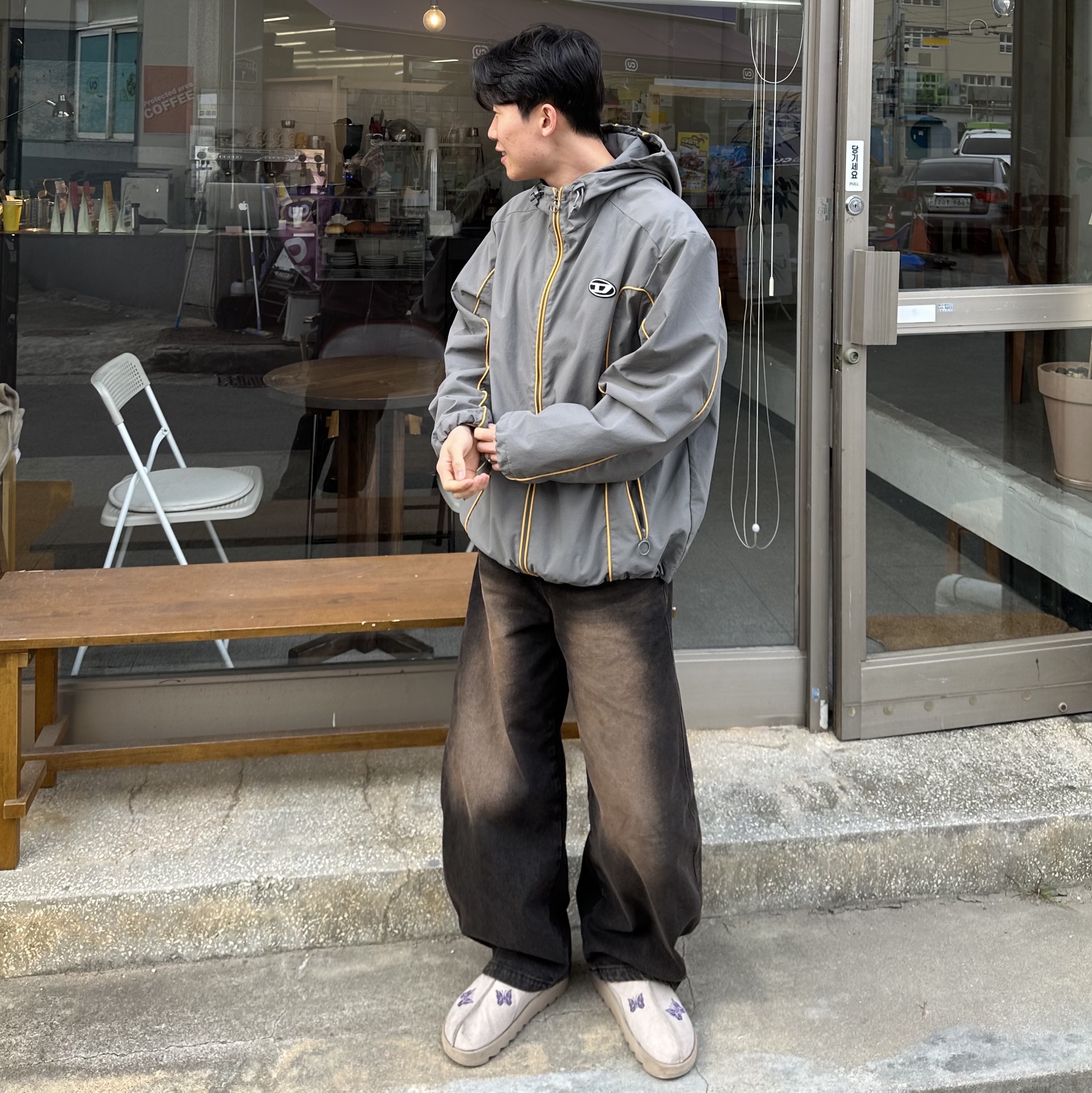 Diesel J-Hives Windbreaker with Contrast Piping Grey, Reebok x Needles Beatnik Moc Modern Beige Extreme Purple 착용 스타일 - 1