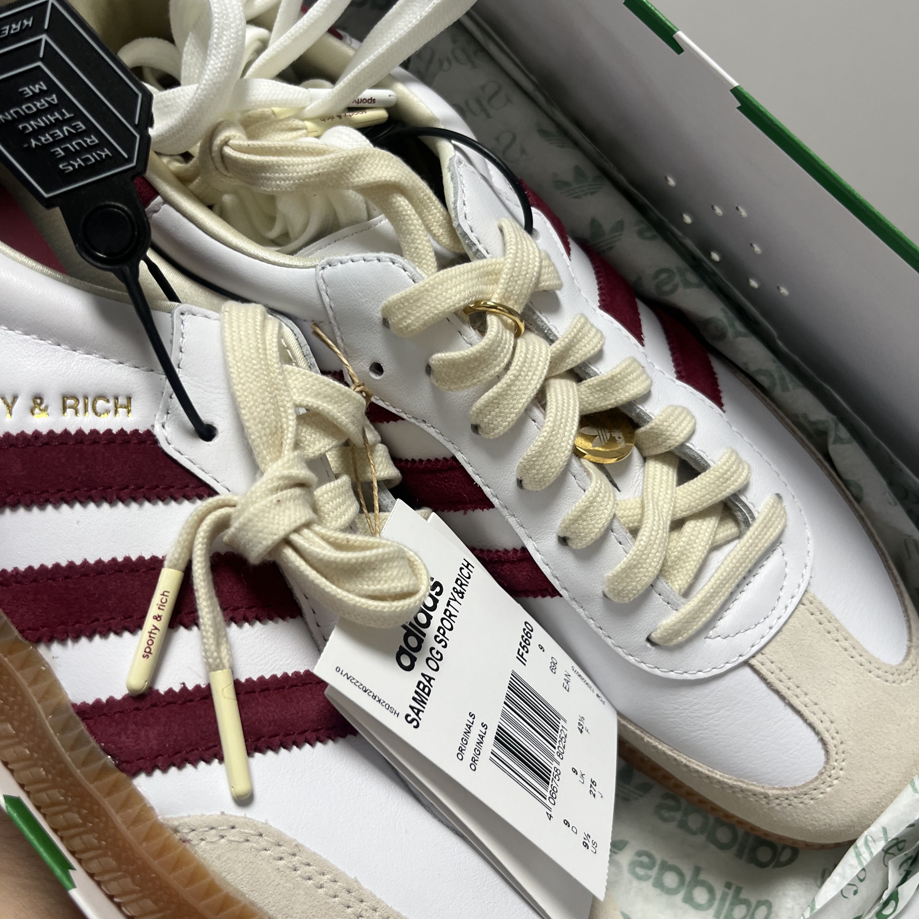 Adidas x Sporty & Rich Samba OG Cloud White Collegiate Burgundy 착용 스타일