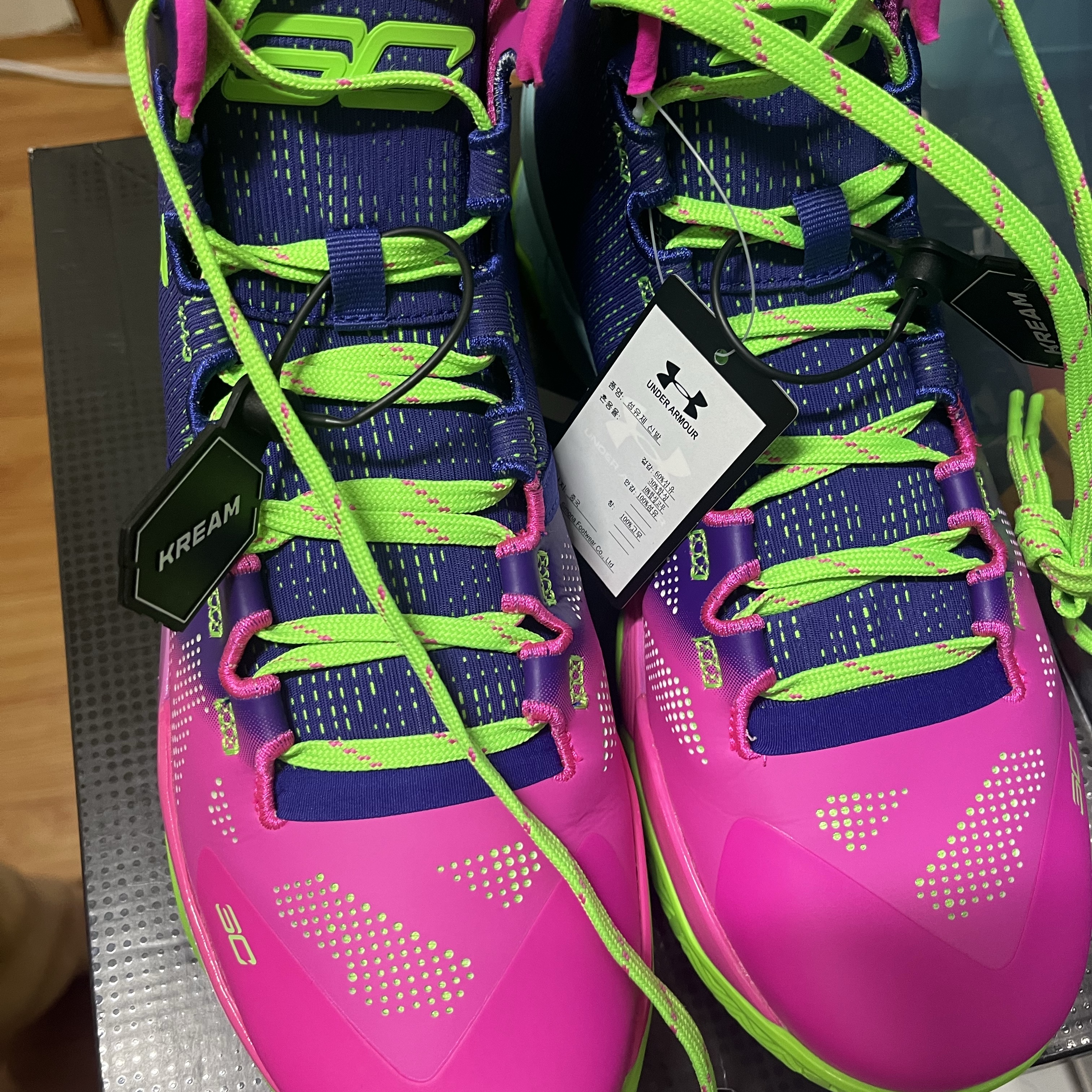 Under Armour Curry 2 Retro Pink Purple 2022 착용 스타일 - 2