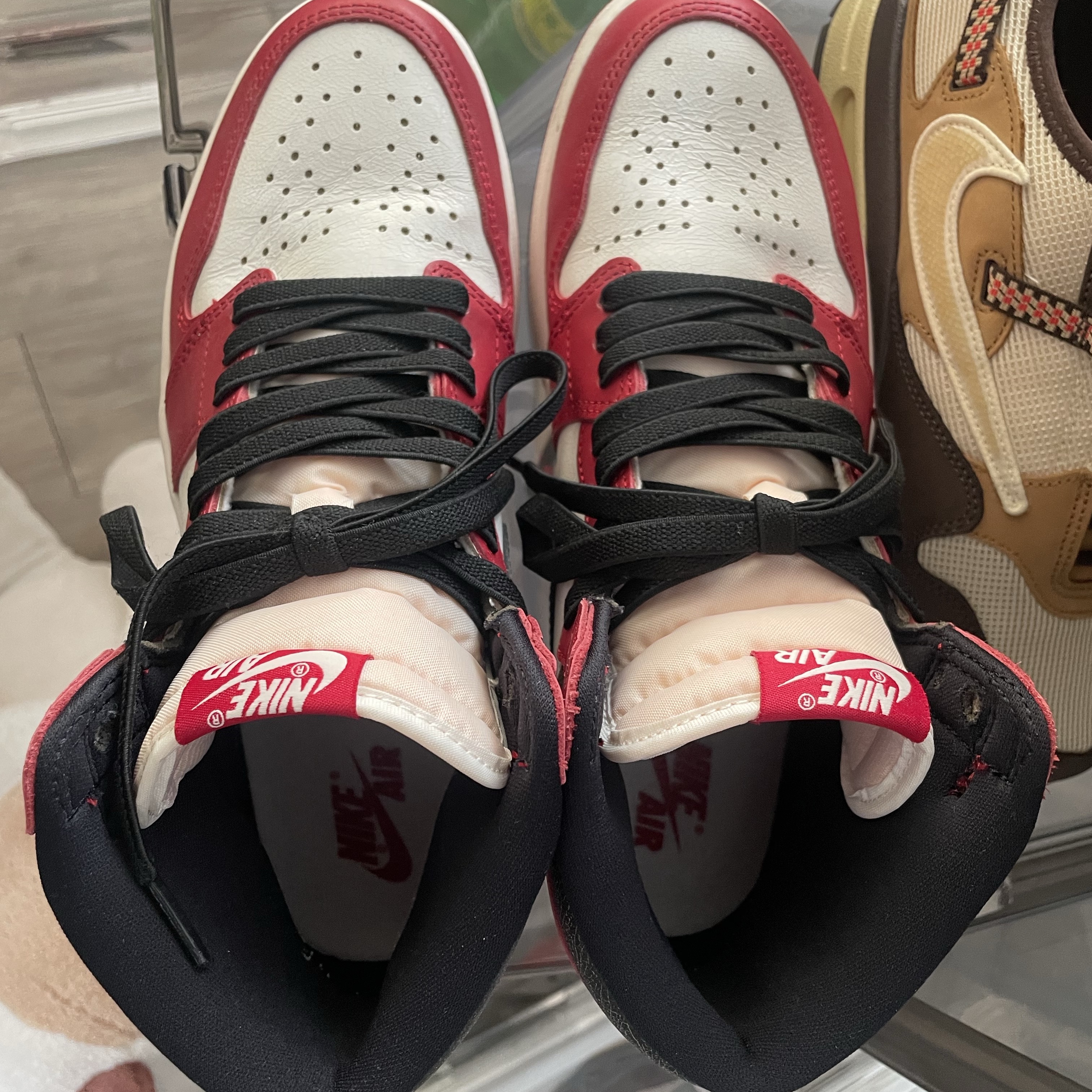 Jordan 1 Retro High OG Chicago 2022, (GS) Jordan 1 Retro High OG Chicago 2022 착용 스타일 - 2