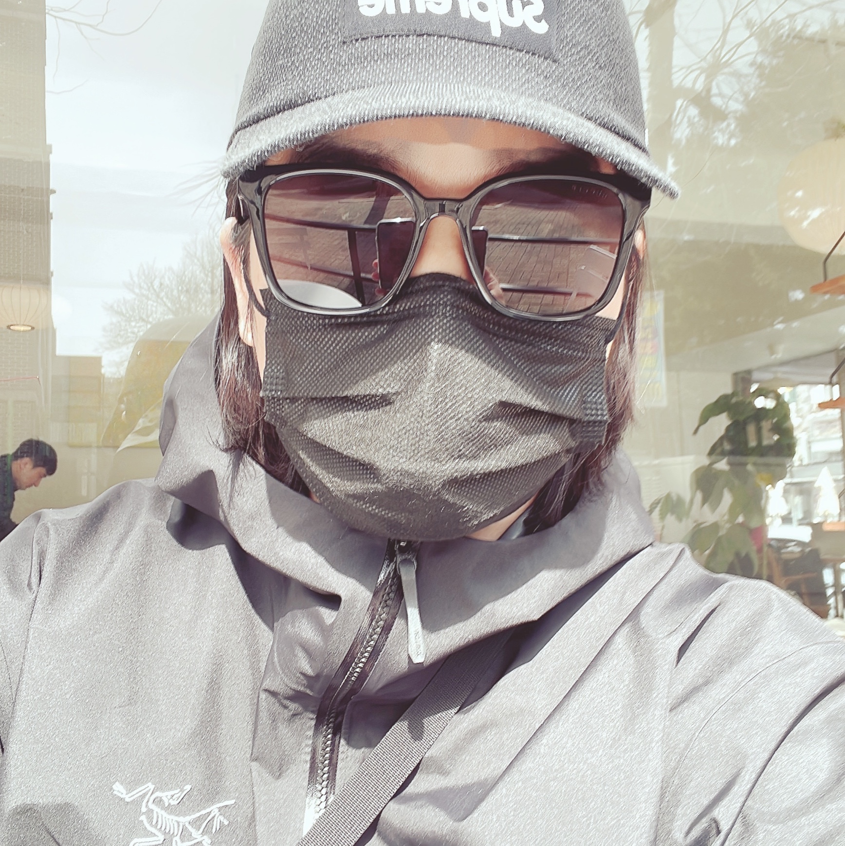 Supreme Kevlar Camp Cap Black - 23SS, Arc'teryx Beta Jacket Black 착용 스타일